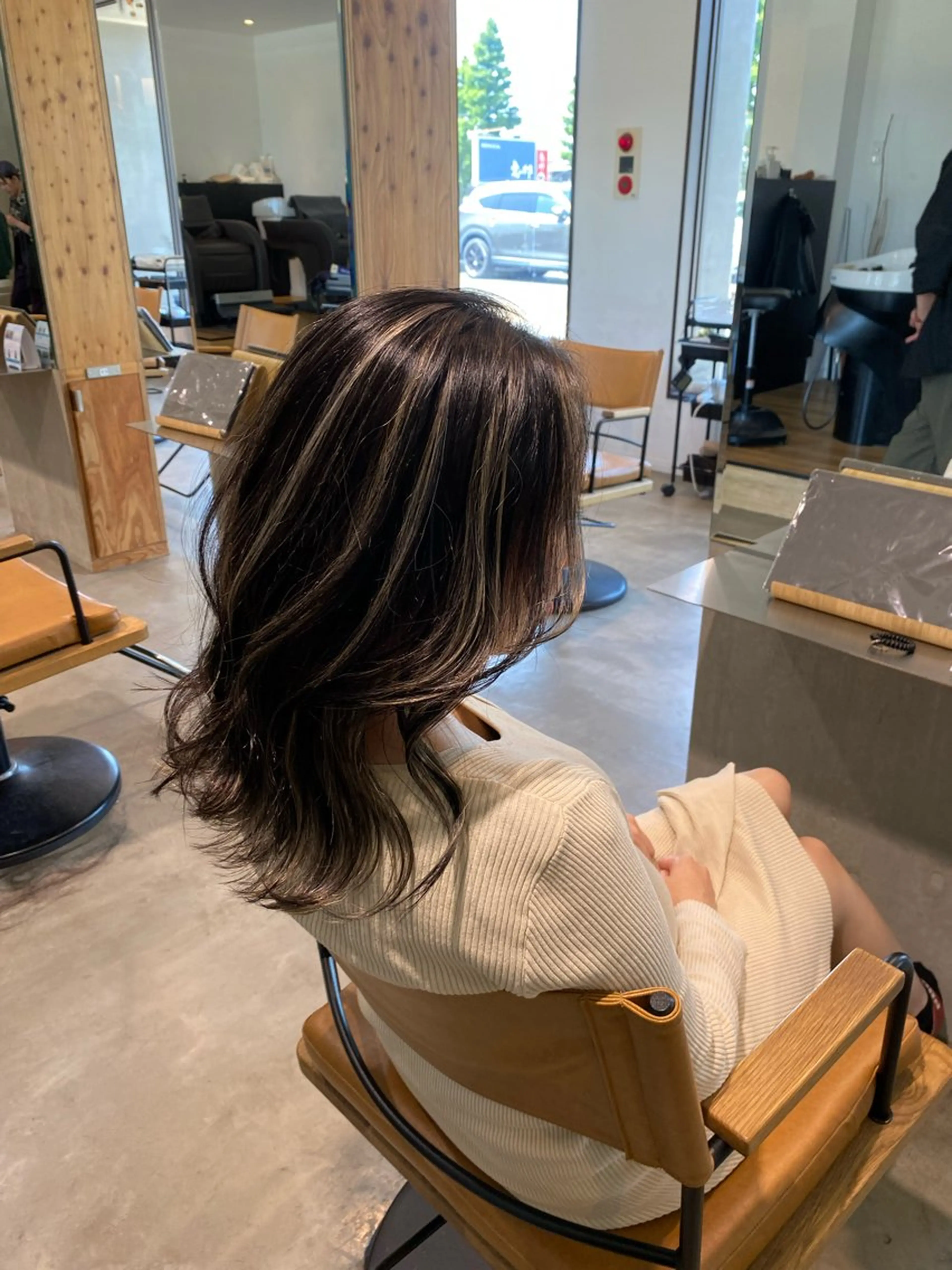 カラー tote. 成瀬晃のヘアスタイル