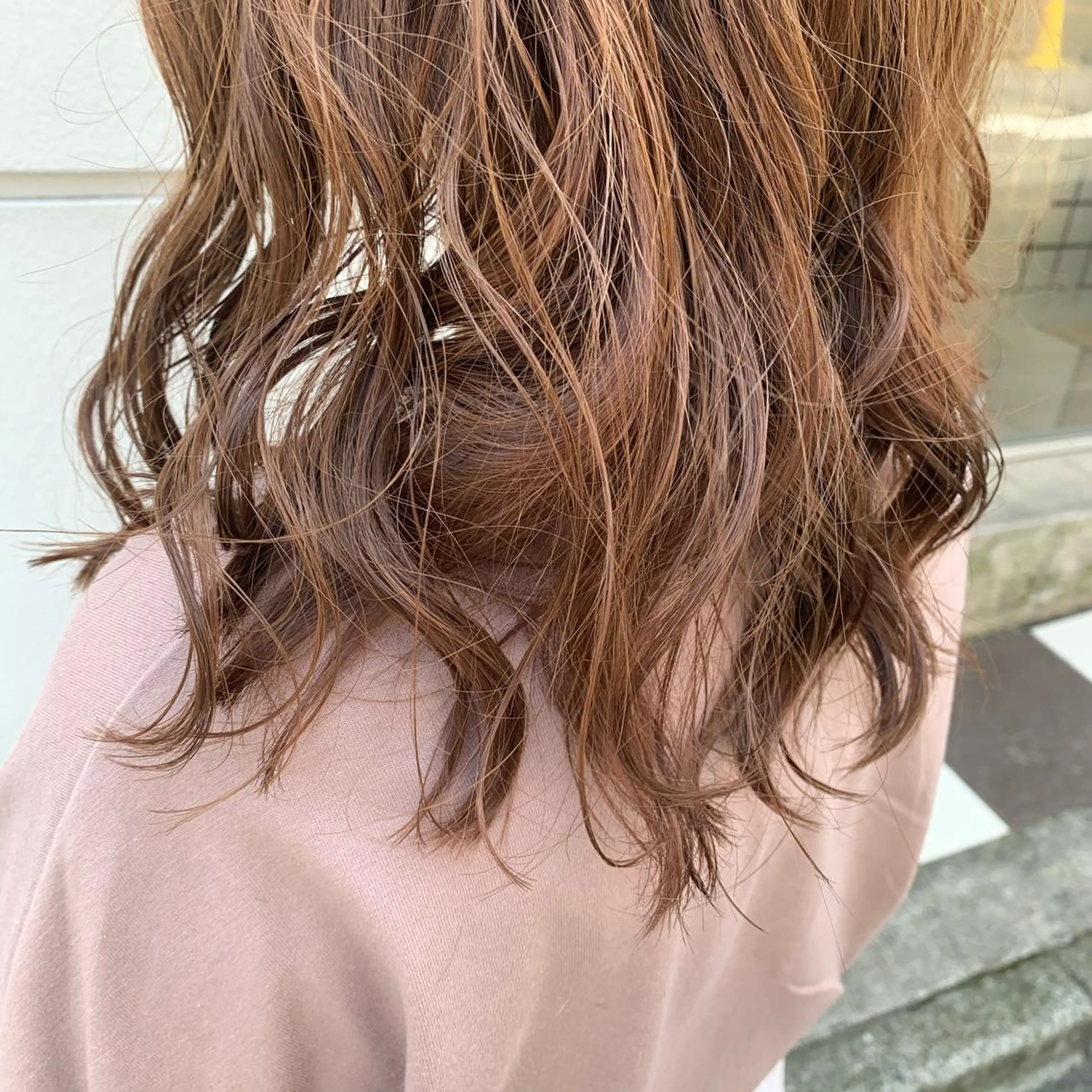 セミロング カラー ヘアアレンジ サナ🌱 切りっぱなしボブのヘアスタイル