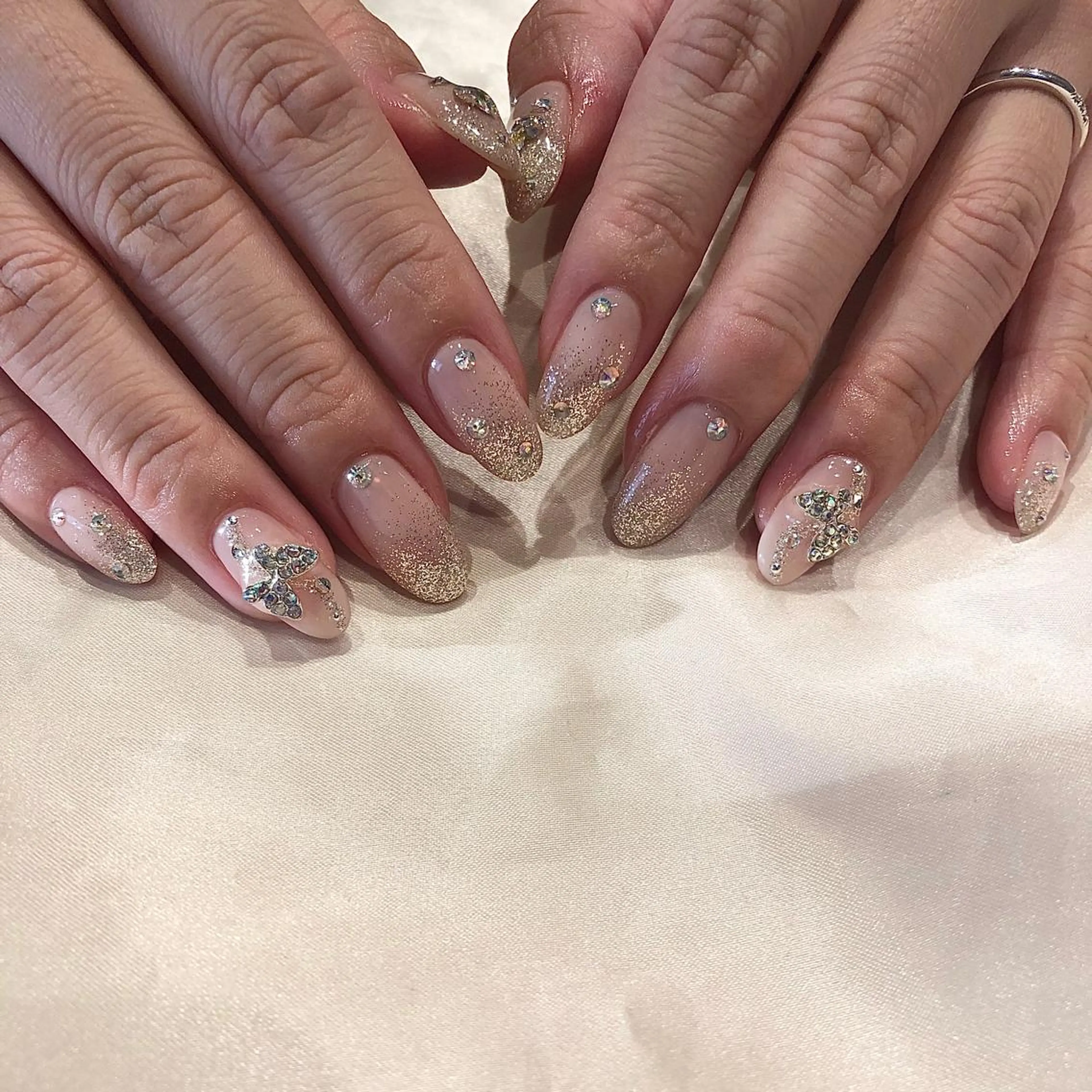 ネイル パラあり！フィルイン 美フォルムのネイルデザイン