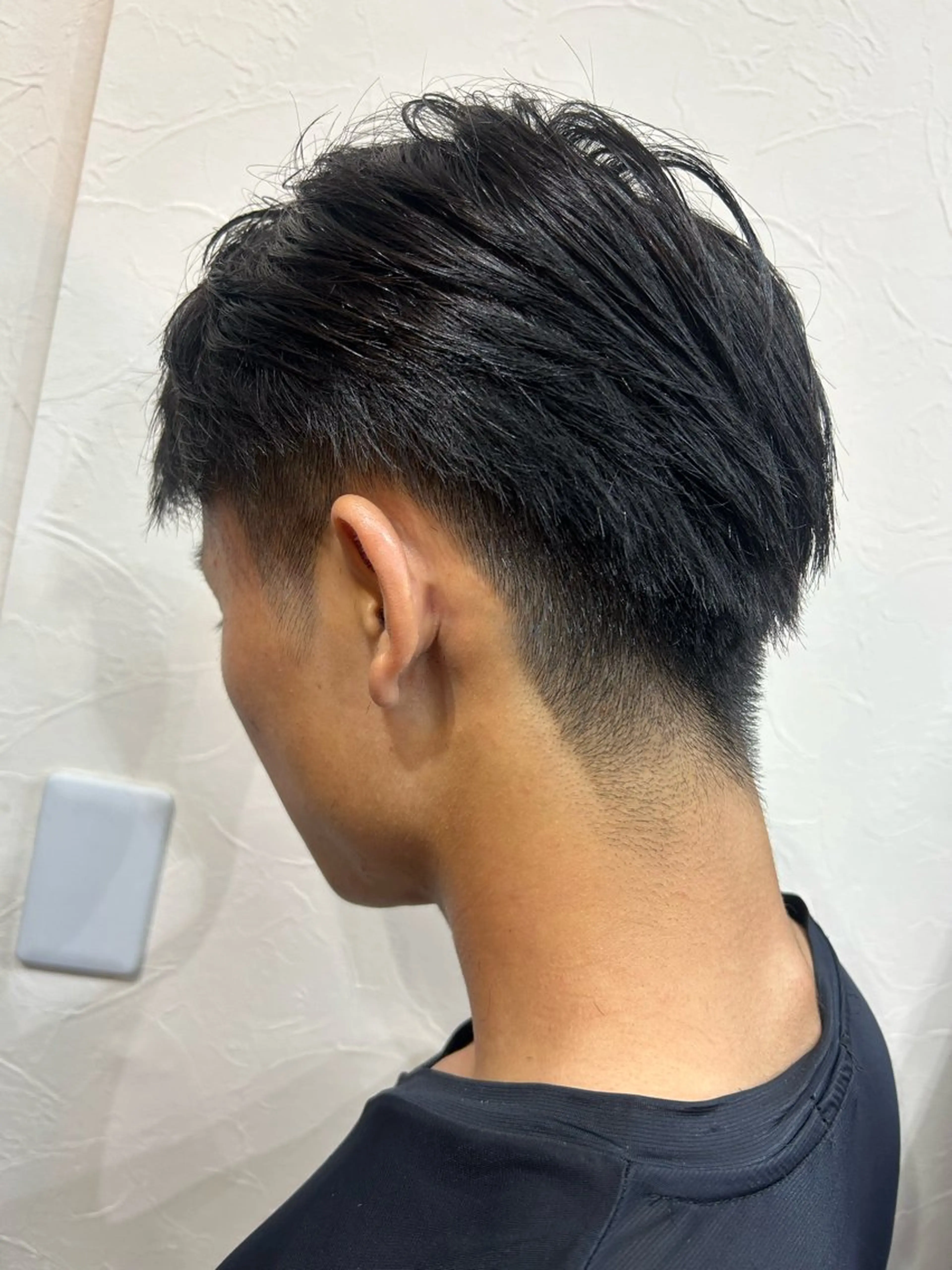 ツーブロック＋刈り上げ(シャンプーブロウ込)の写真