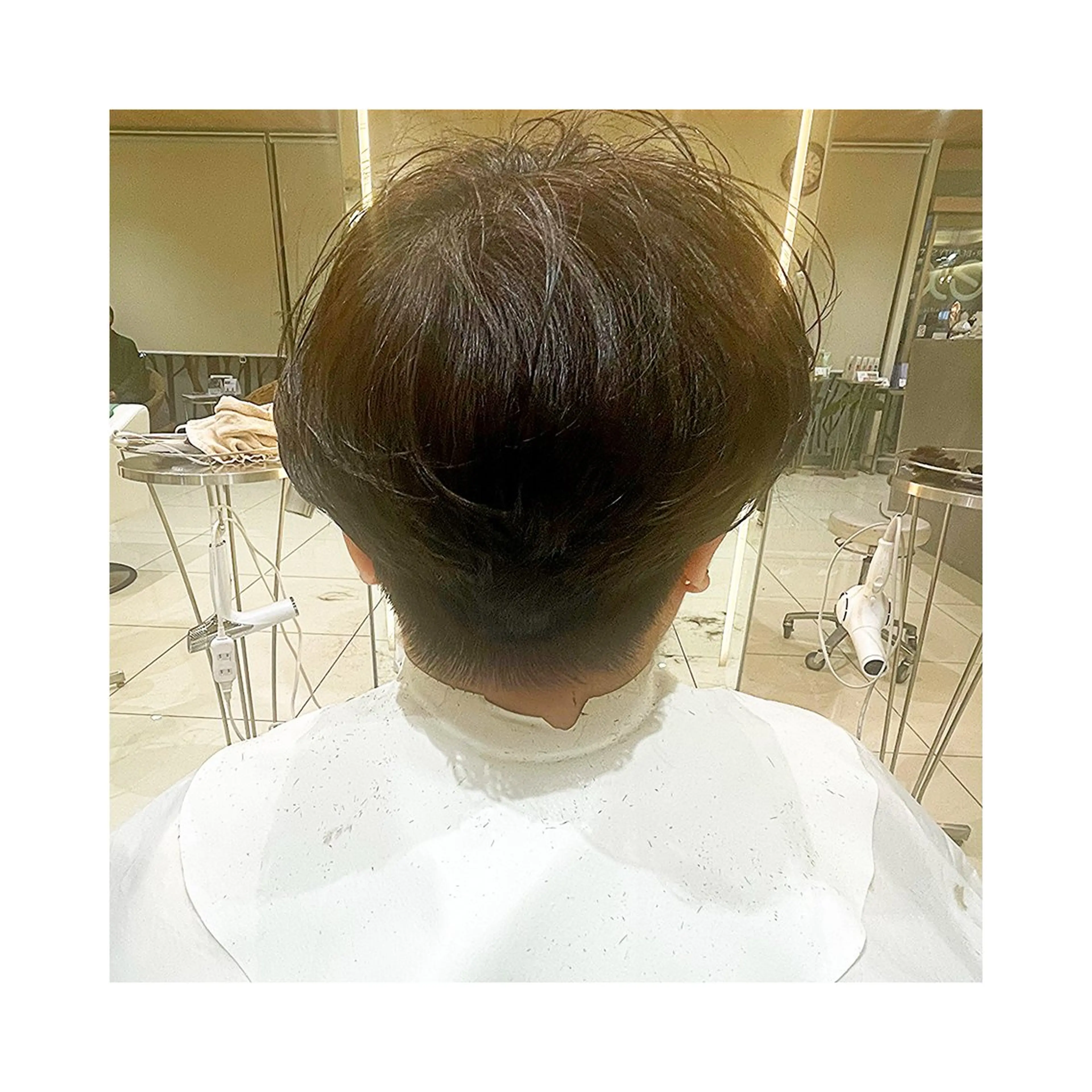 ショート ショートヘア 前さこ 結衣のヘアスタイル