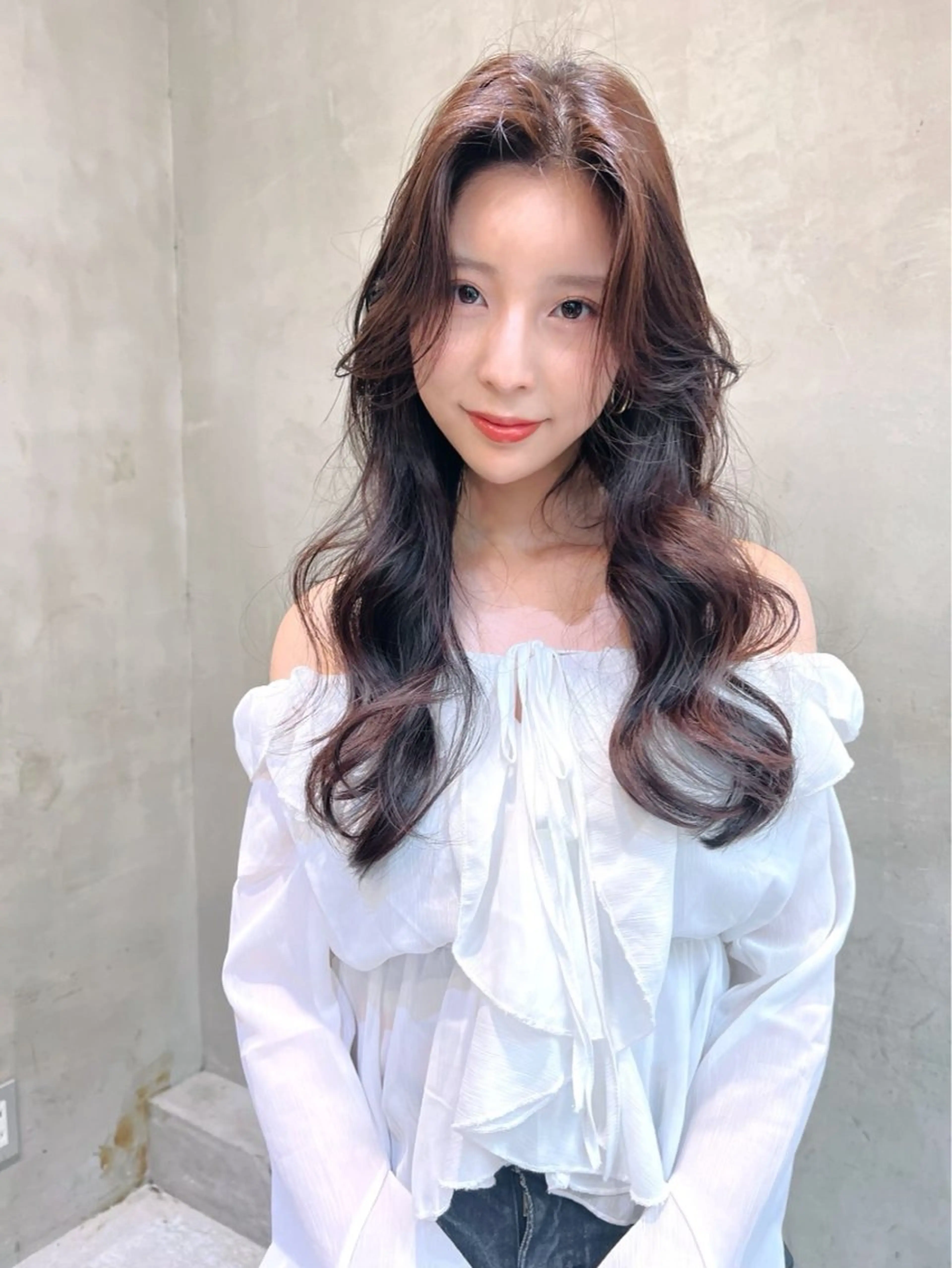 セミロング カラー カット ヘアカラー トリートメント 【銀座】艶髪/上品な カラー特化/涼/駅近のヘアスタイル