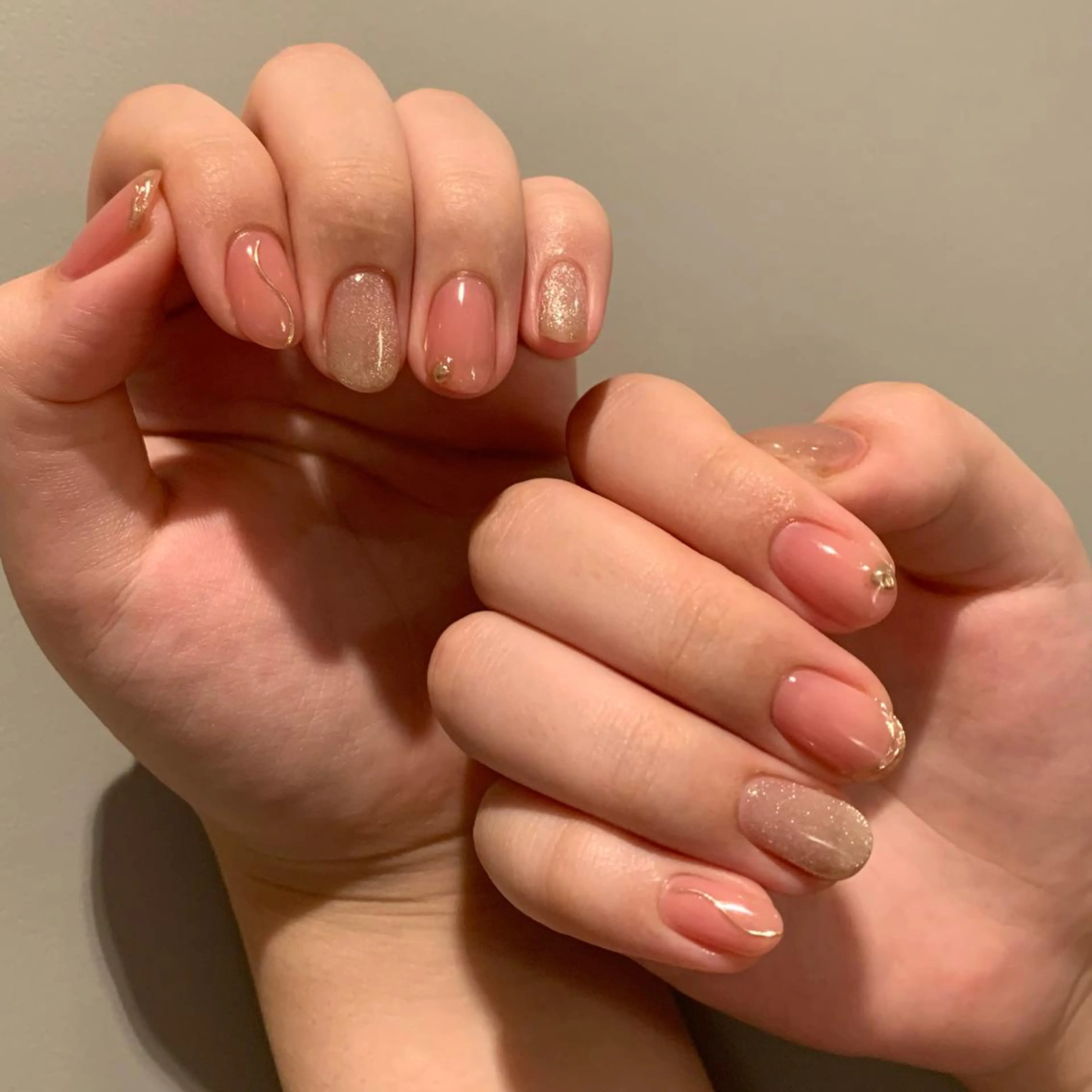 ネイル ハンドネイル ウシク ミユキのネイルデザイン