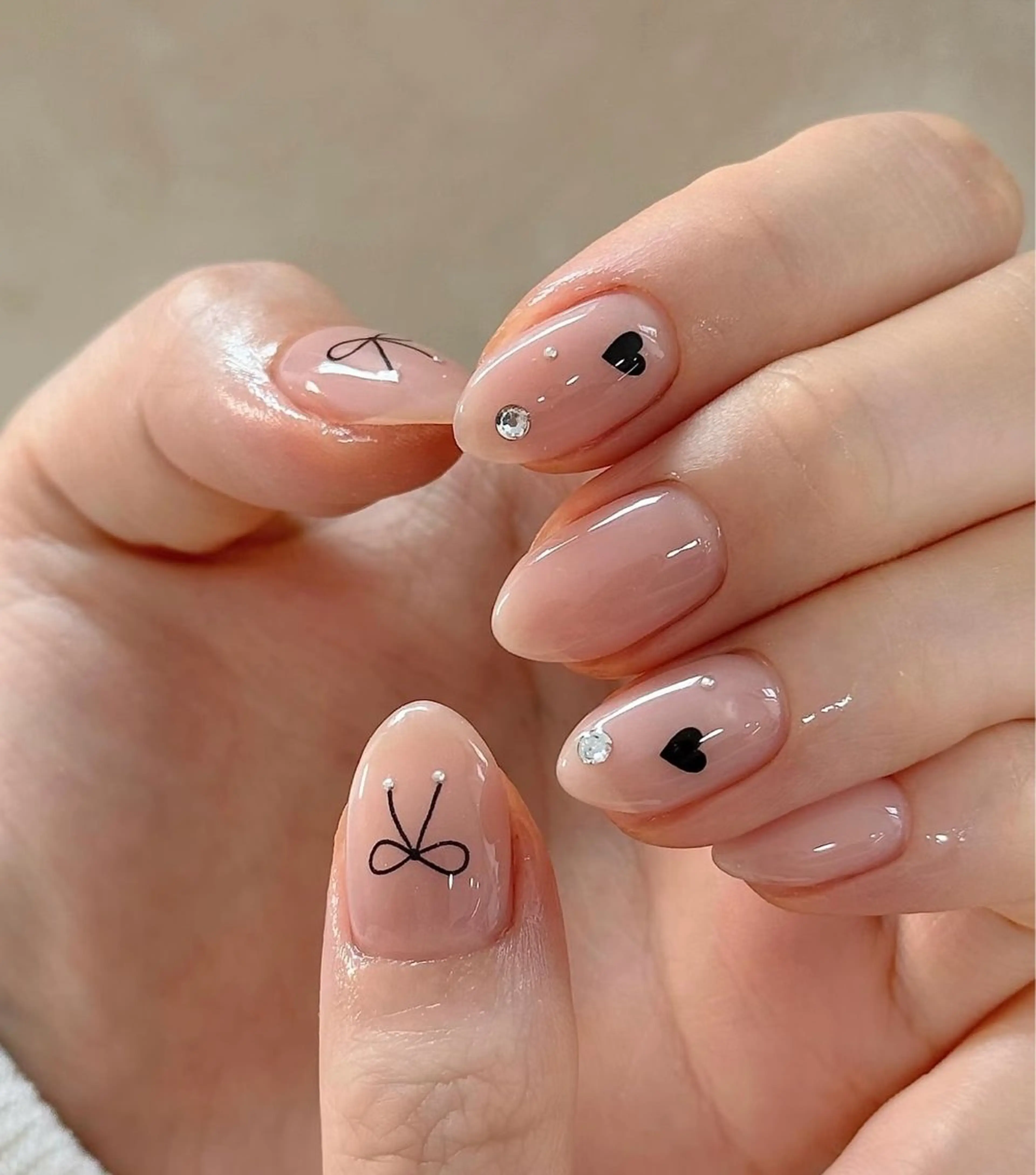 ネイル ハート 韓国ネイル 持ち込み ワンカラーネイル リボン ハンドネイル M&Y. リンリンのネイルデザイン