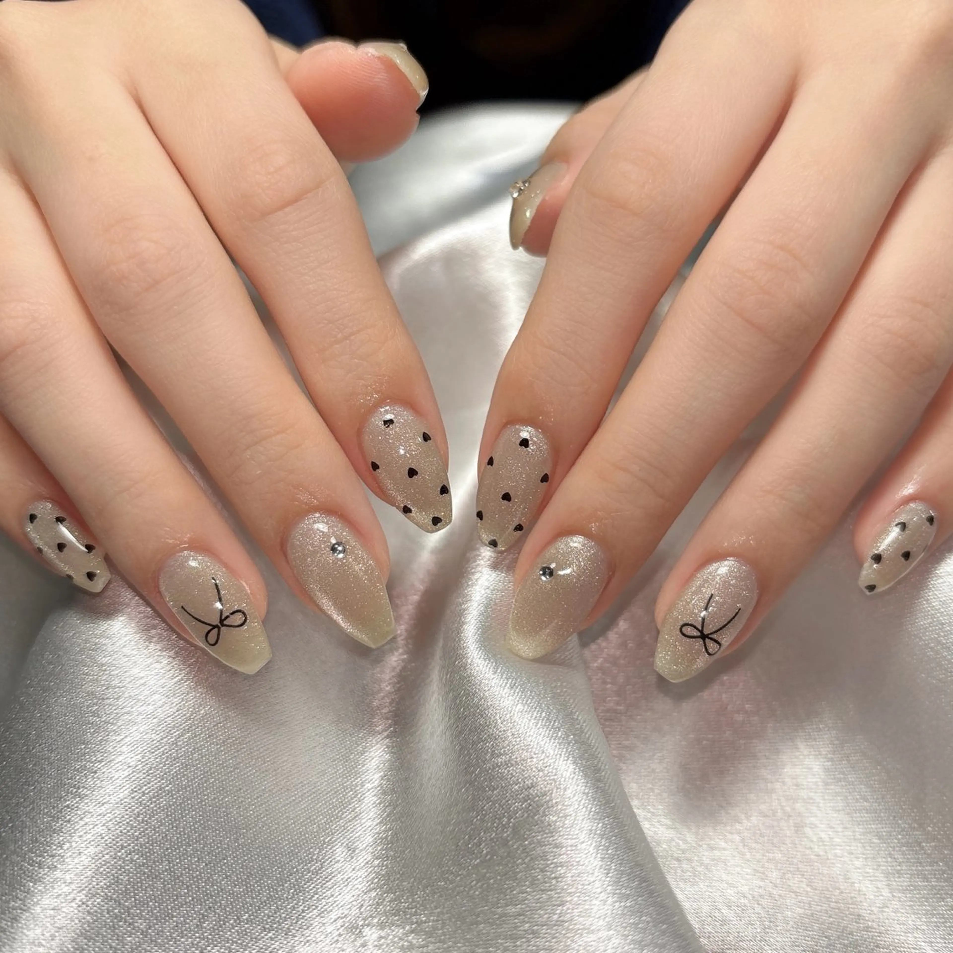 セミロング 韓国ガーリー🎀 岐南🤍ななみのネイルデザイン