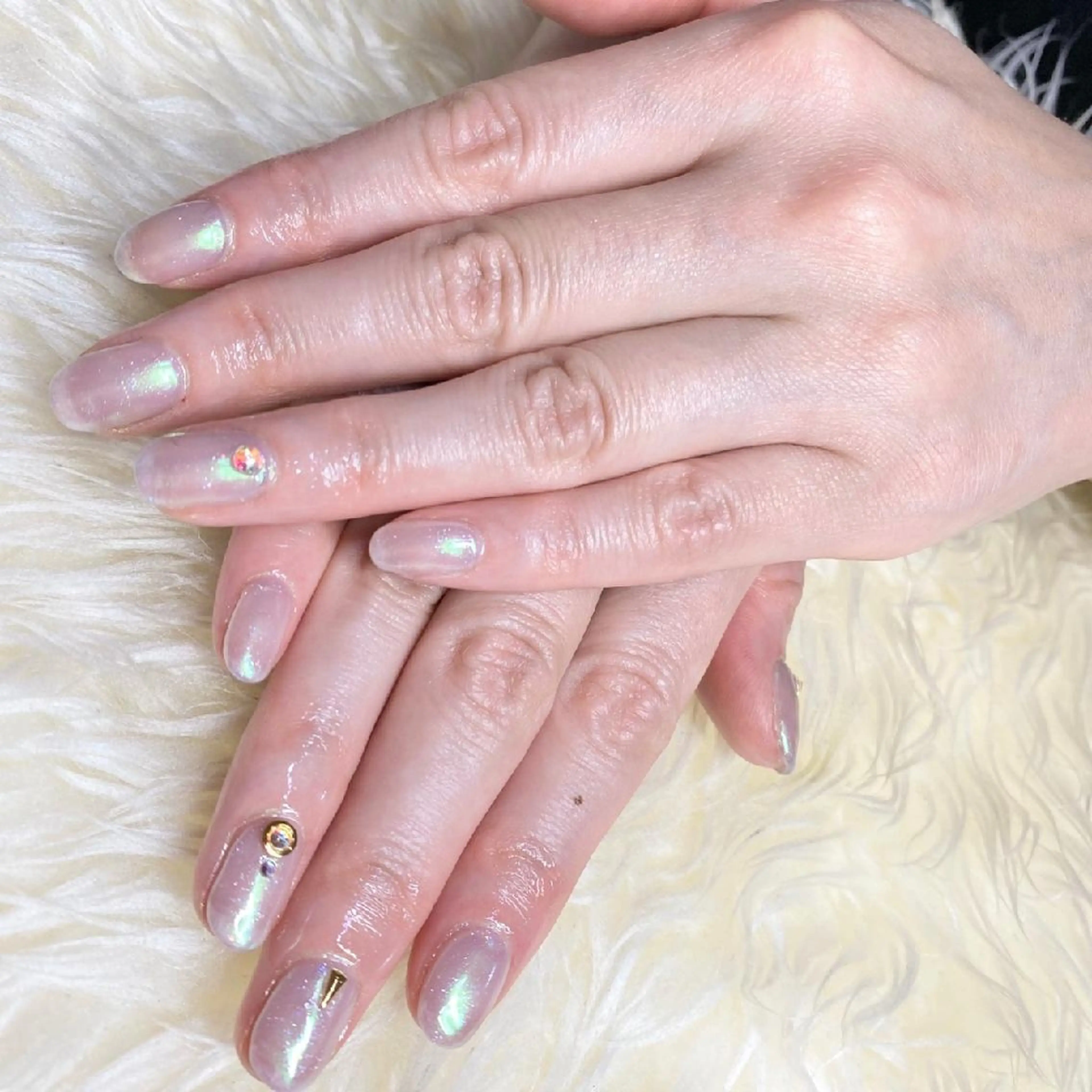 ネイル オーロラネイル ワンカラーネイル Nail&eye Belire 新宿のネイルデザイン