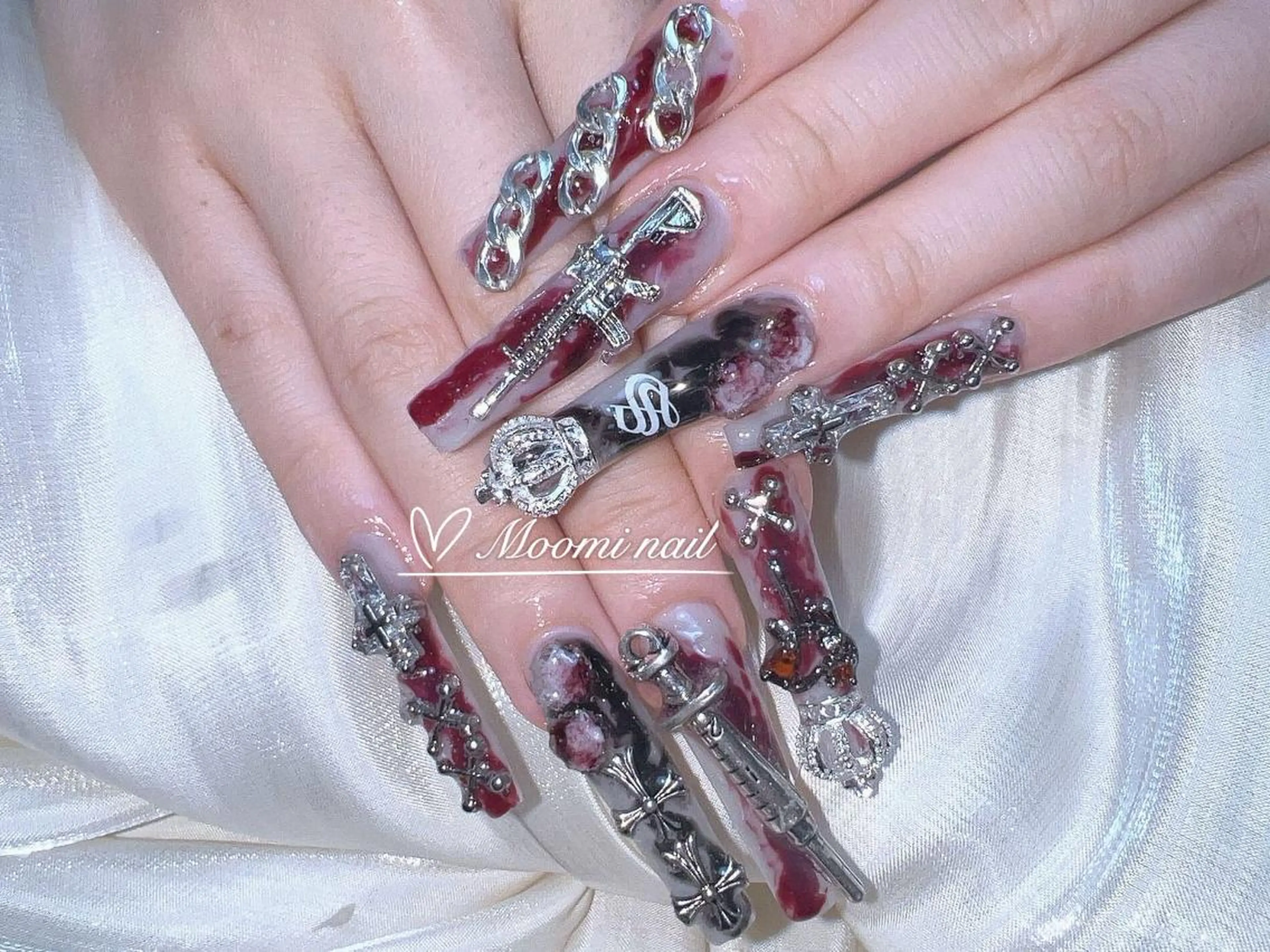 ネイル moomi nail スカルプ専門のネイルデザイン