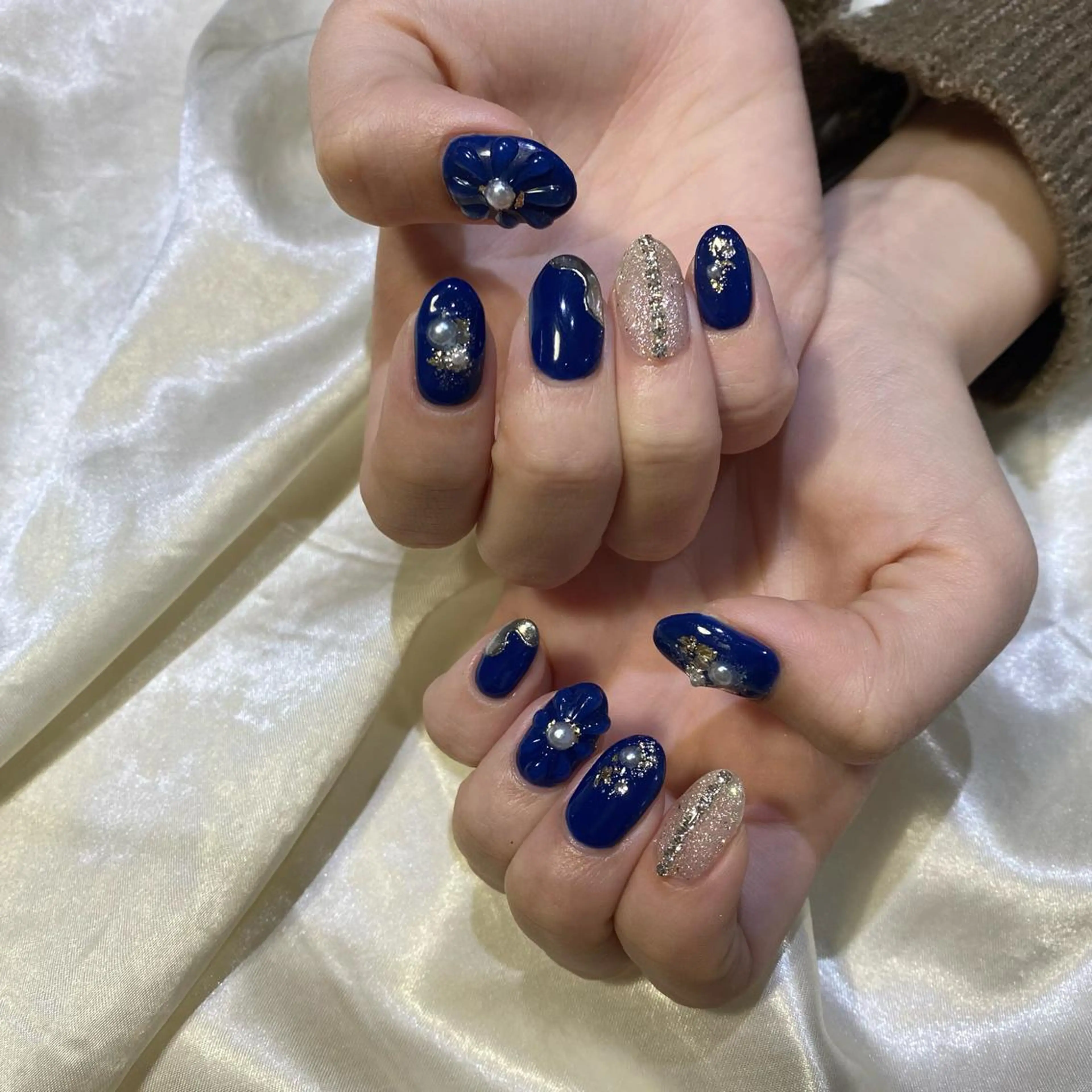 ネイル ハンドネイル 西岡 杏のネイルデザイン