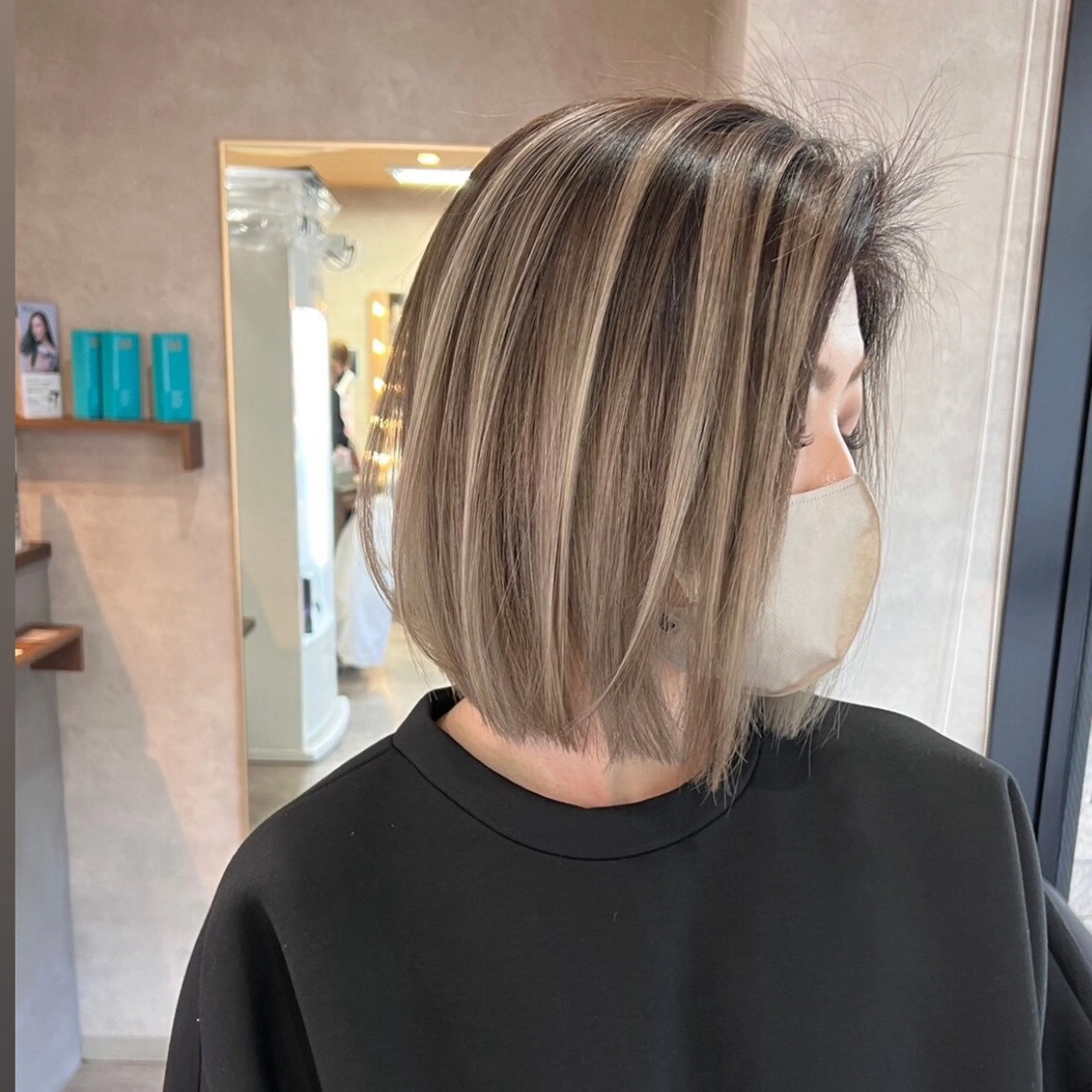 カラー RIENS xreaのヘアスタイル