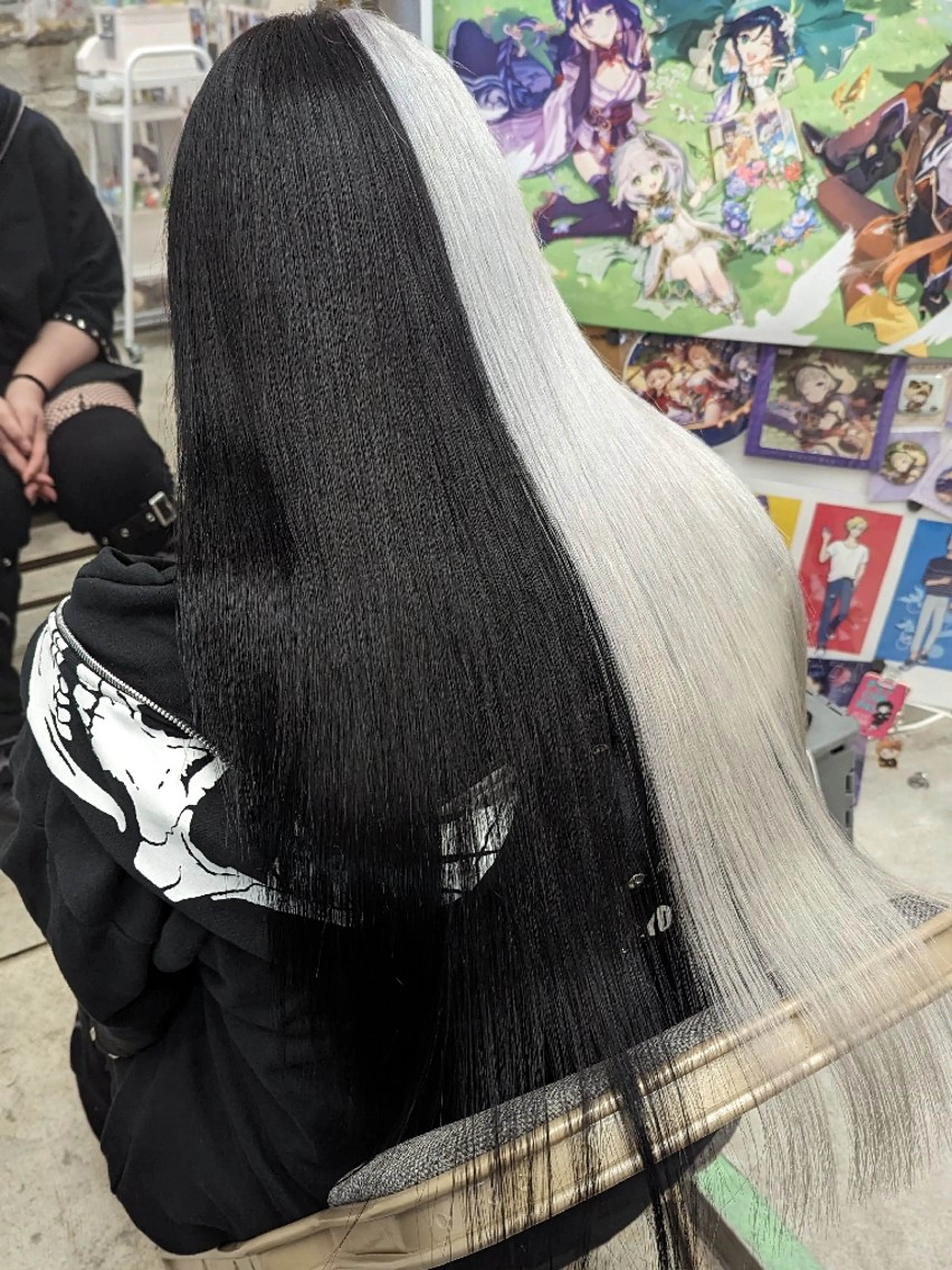 ロング カラー 推しカラー🦉にじさ んじカラー🌈🕒✨のヘアスタイル