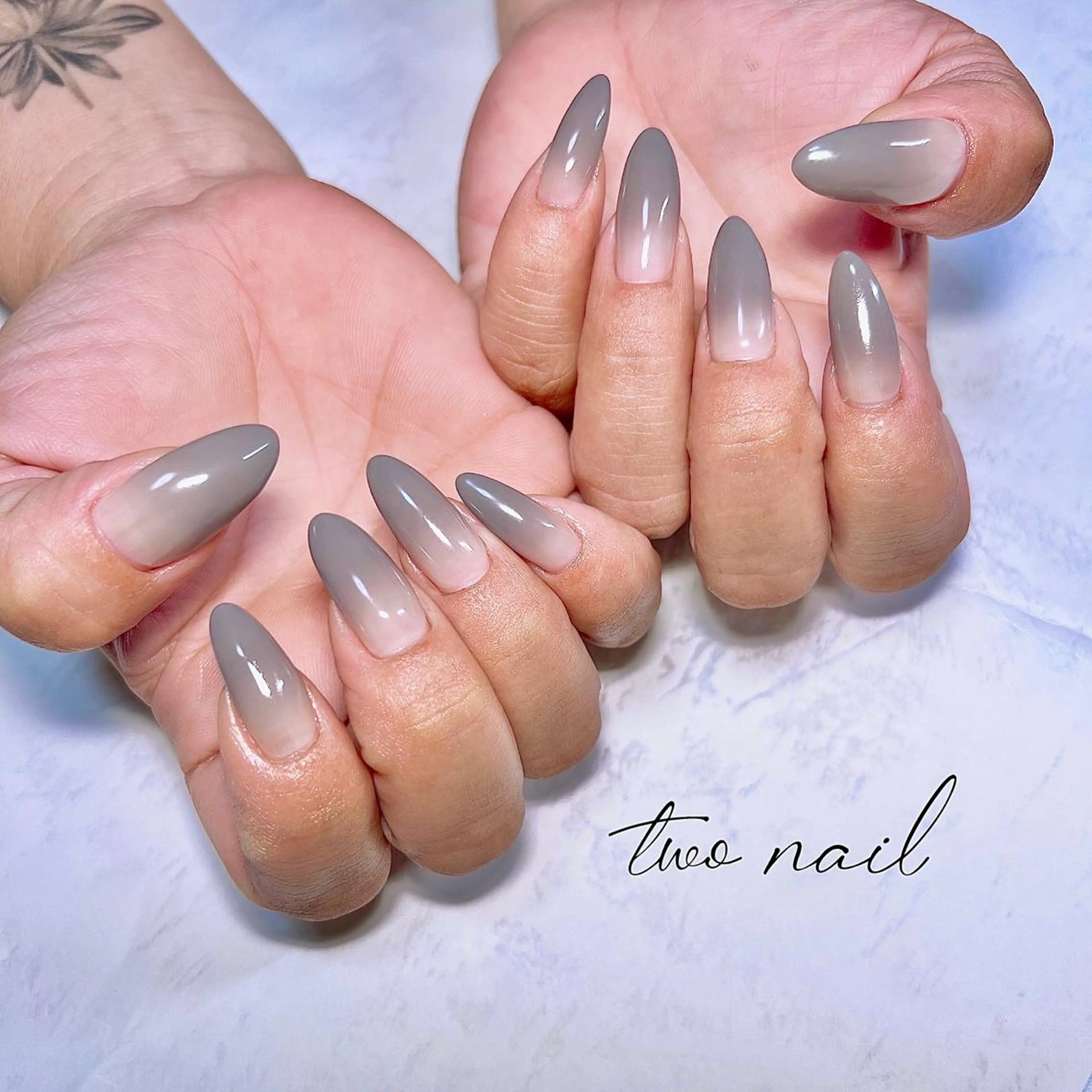 ネイル アートネイル フットネイル ハート ニュアンスネイル ホワイト ハンドネイル two nailのネイルデザイン