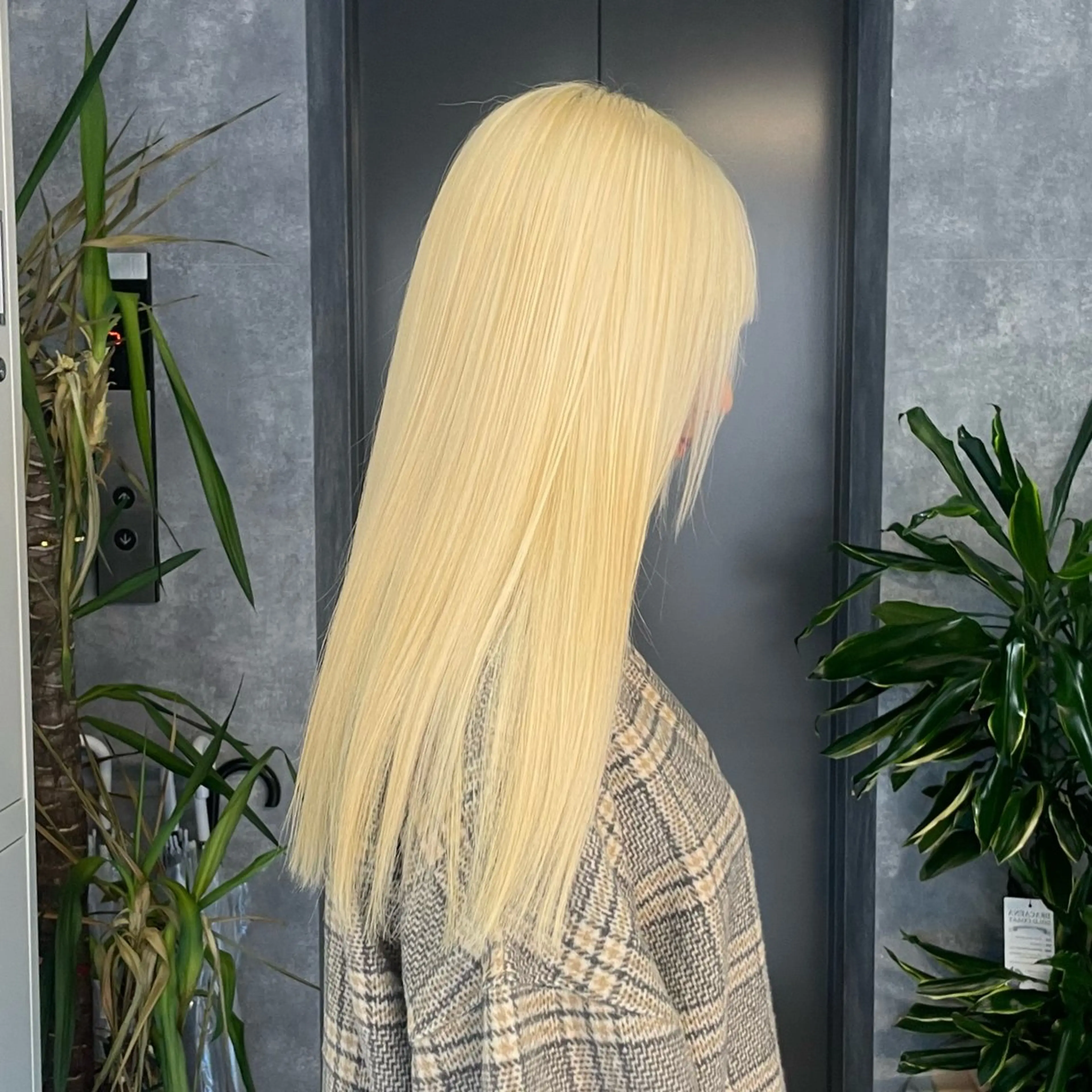 ロング カラー ブロンド ホワイトブロンド 似合わせカラー✞✟ ayumi🐈‍⬛のヘアスタイル