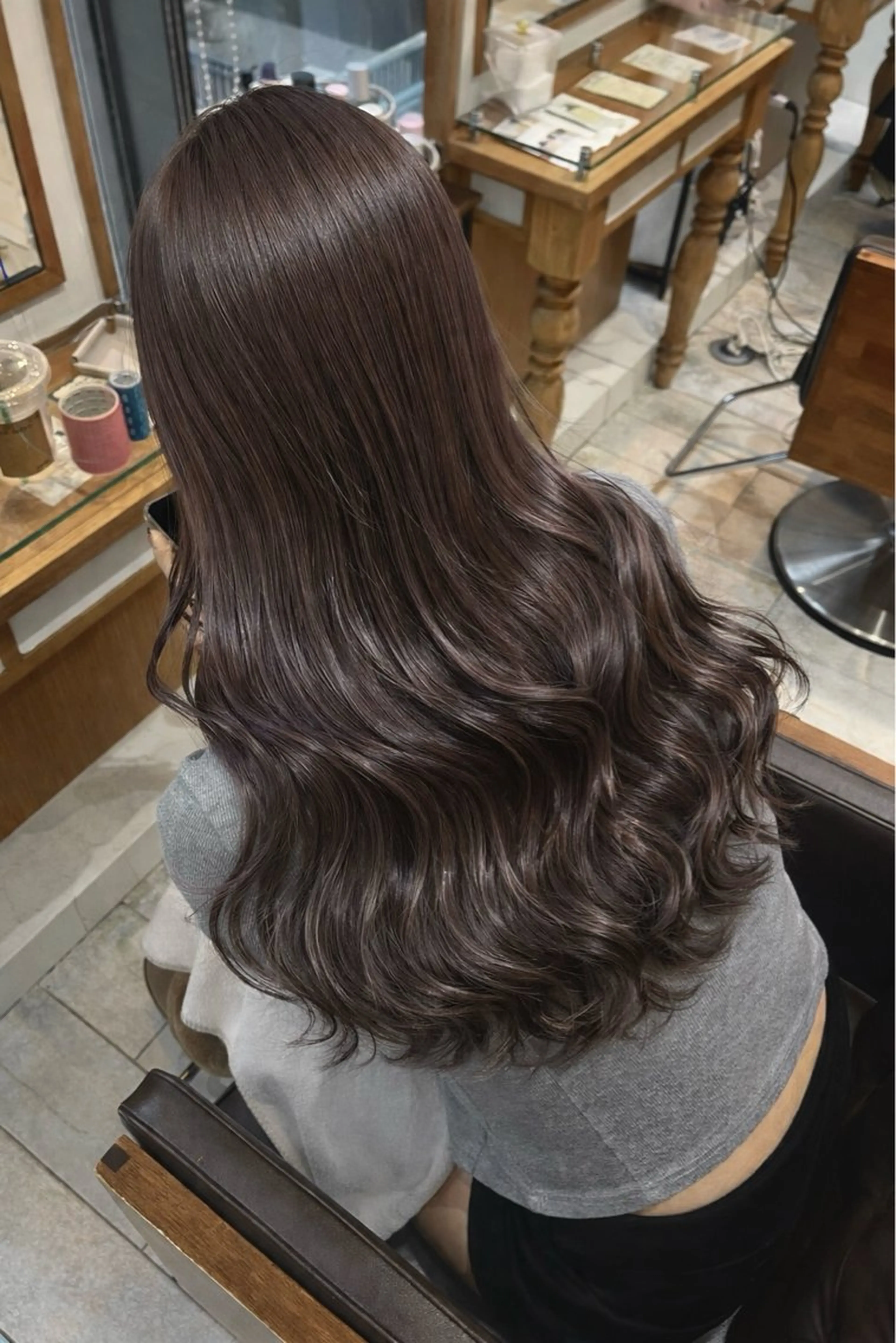 カラー Miwa🦋渋谷/ 透明感カラー/セットのヘアスタイル