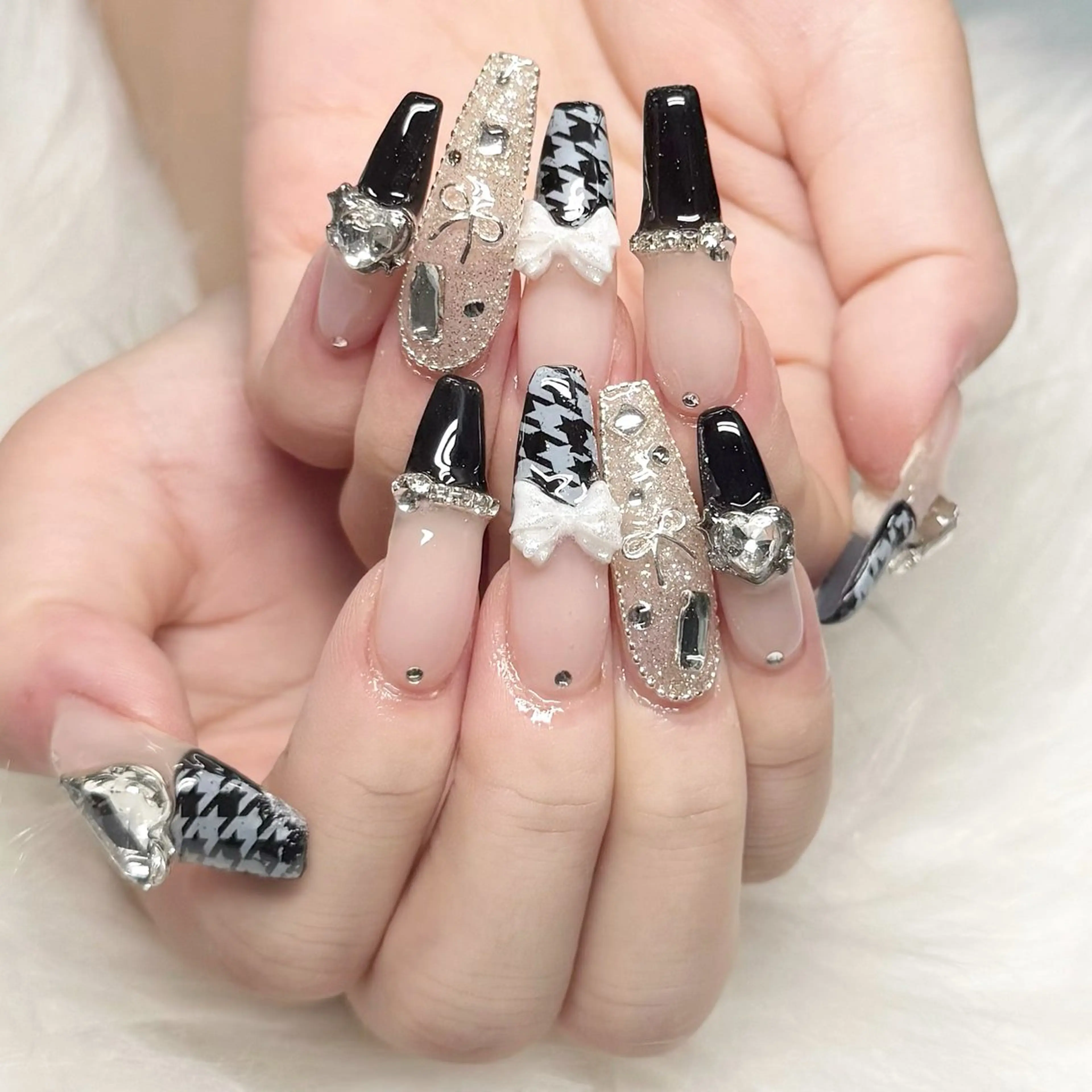 ネイル ハンドネイル 🍁nail. kaede🍁のネイルデザイン