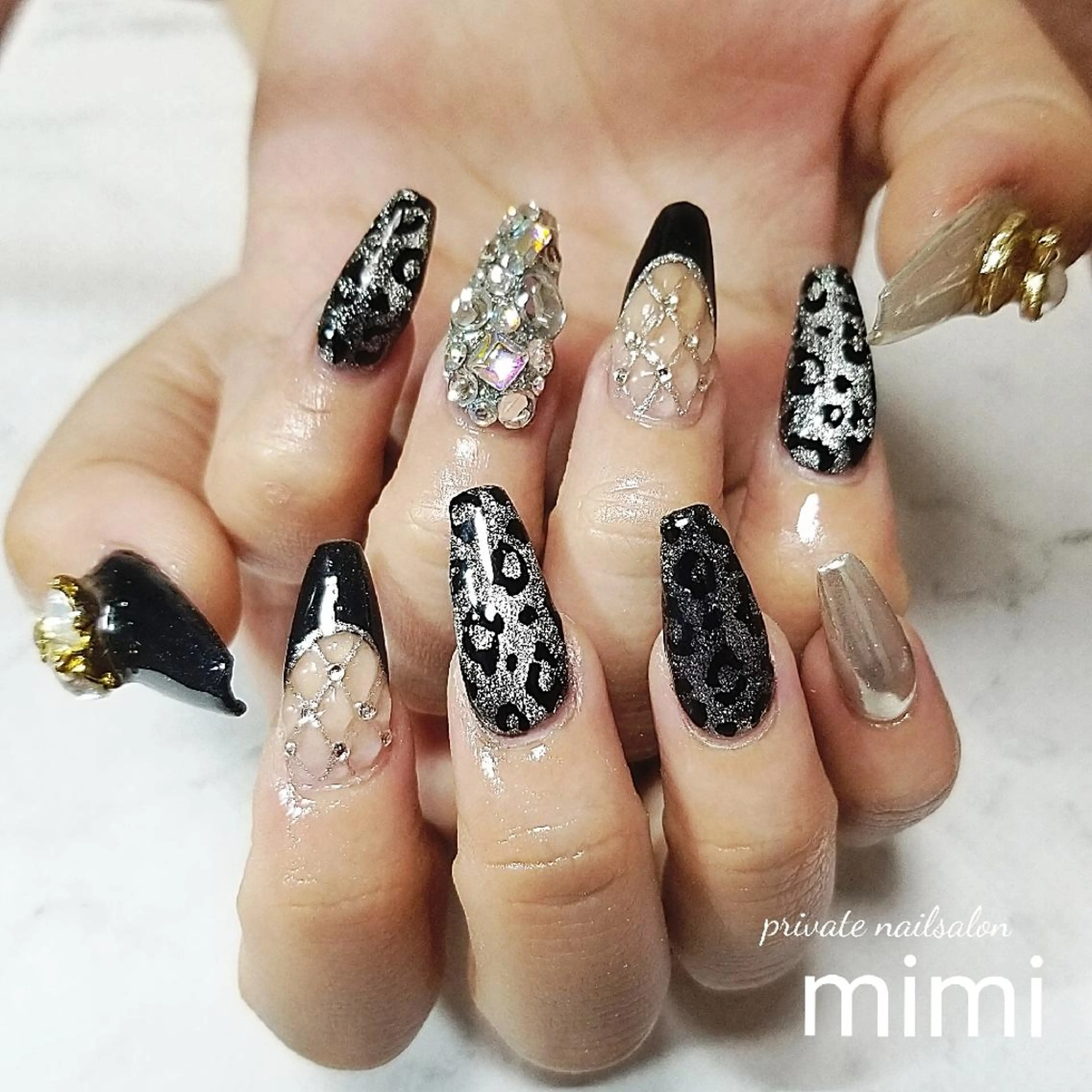 ネイル 持ち込み ハンドネイル 博多ネイル ｍｉｍｉのネイルデザイン