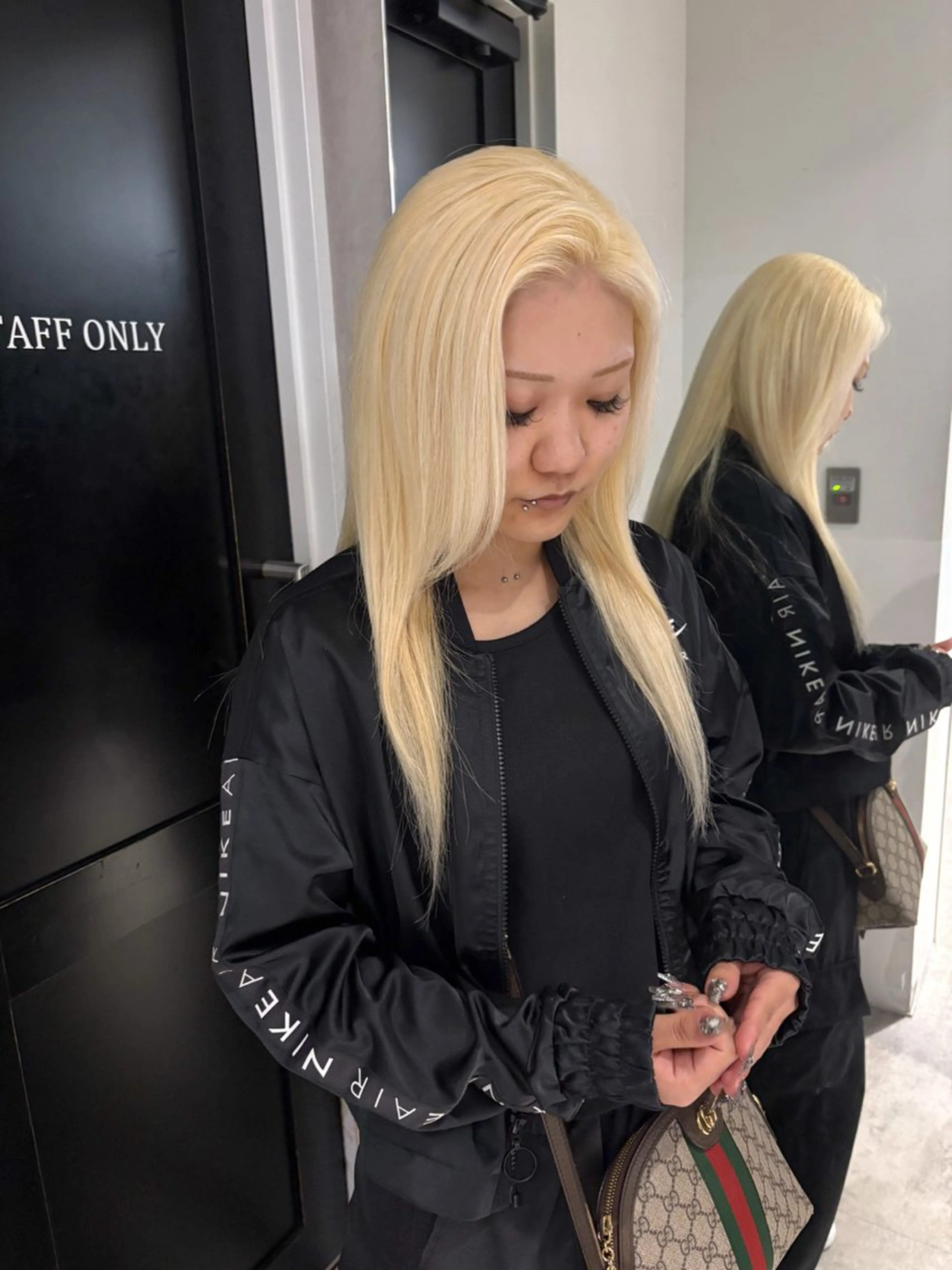 ロング カラー ヘアカラー トリートメント 似合わせ｜レイヤー 🪩yurikaのヘアスタイル