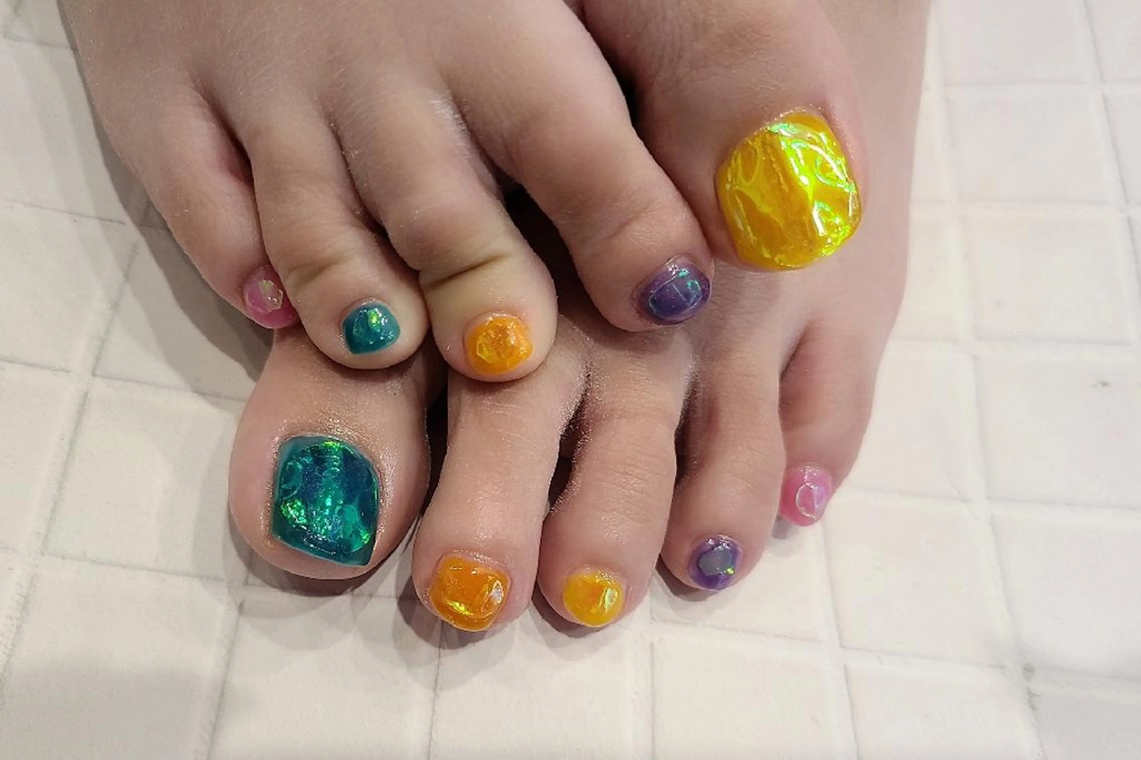 ネイル 氷ネイル・うるうるネイル フットネイル 関口 友菜のヘアスタイル