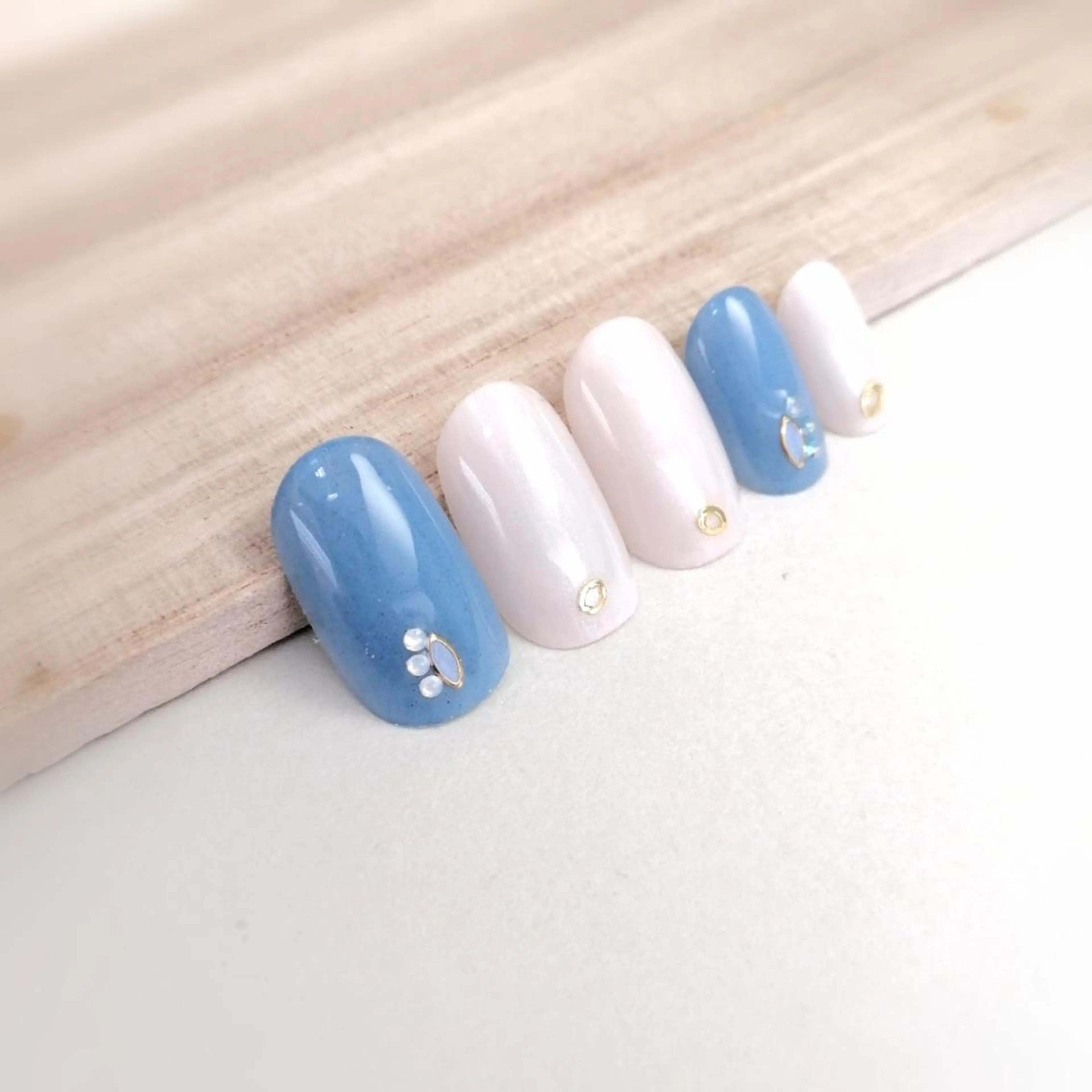 ネイル コエリネイル &エステのネイルデザイン