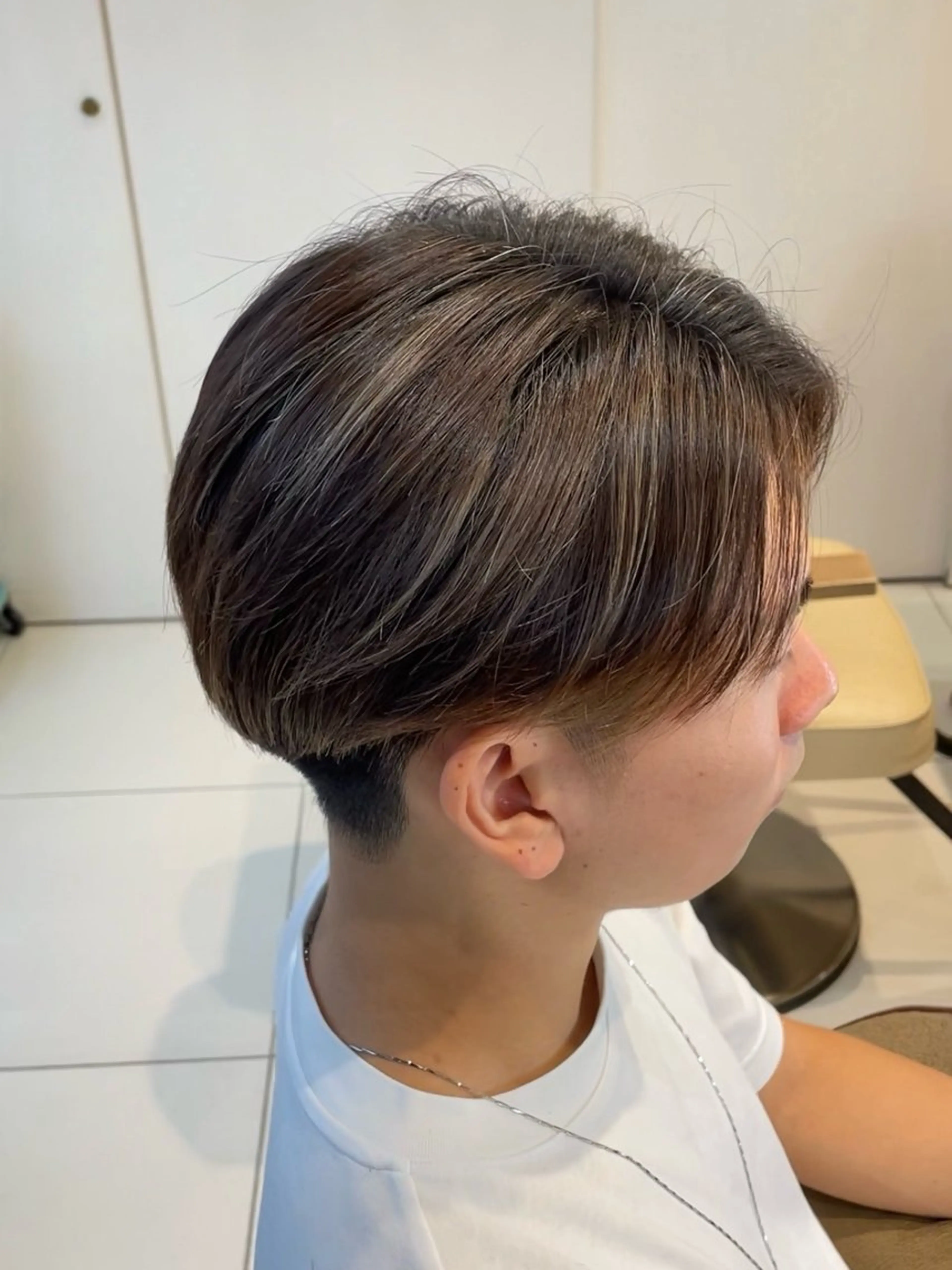 ミディアム メンズ カット 縮毛矯正 本厚木|縮毛矯正/ 髪質改善/専門サロンのヘアスタイル