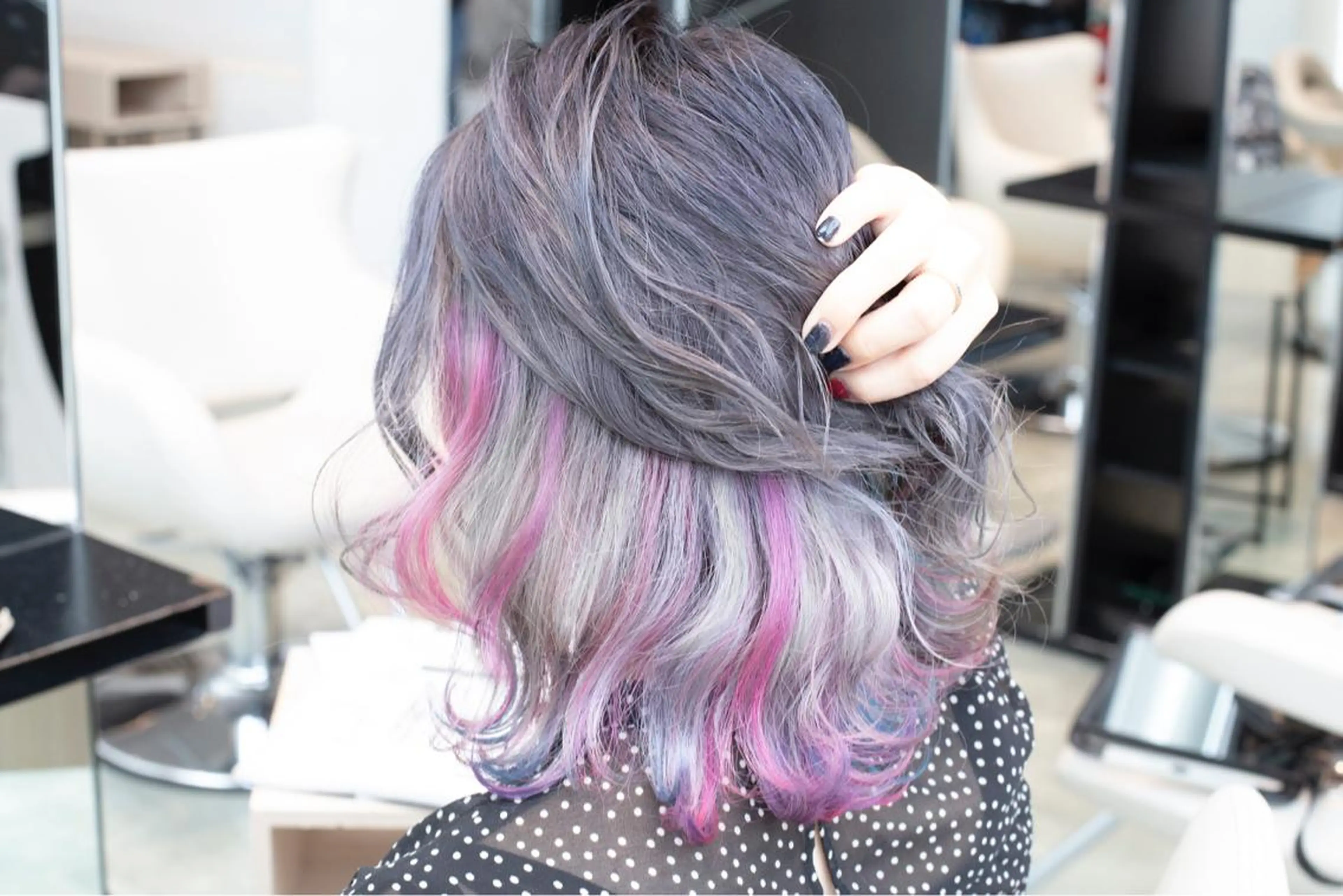 ミディアム カラー Re:ta Hair 飯田淳平のヘアスタイル