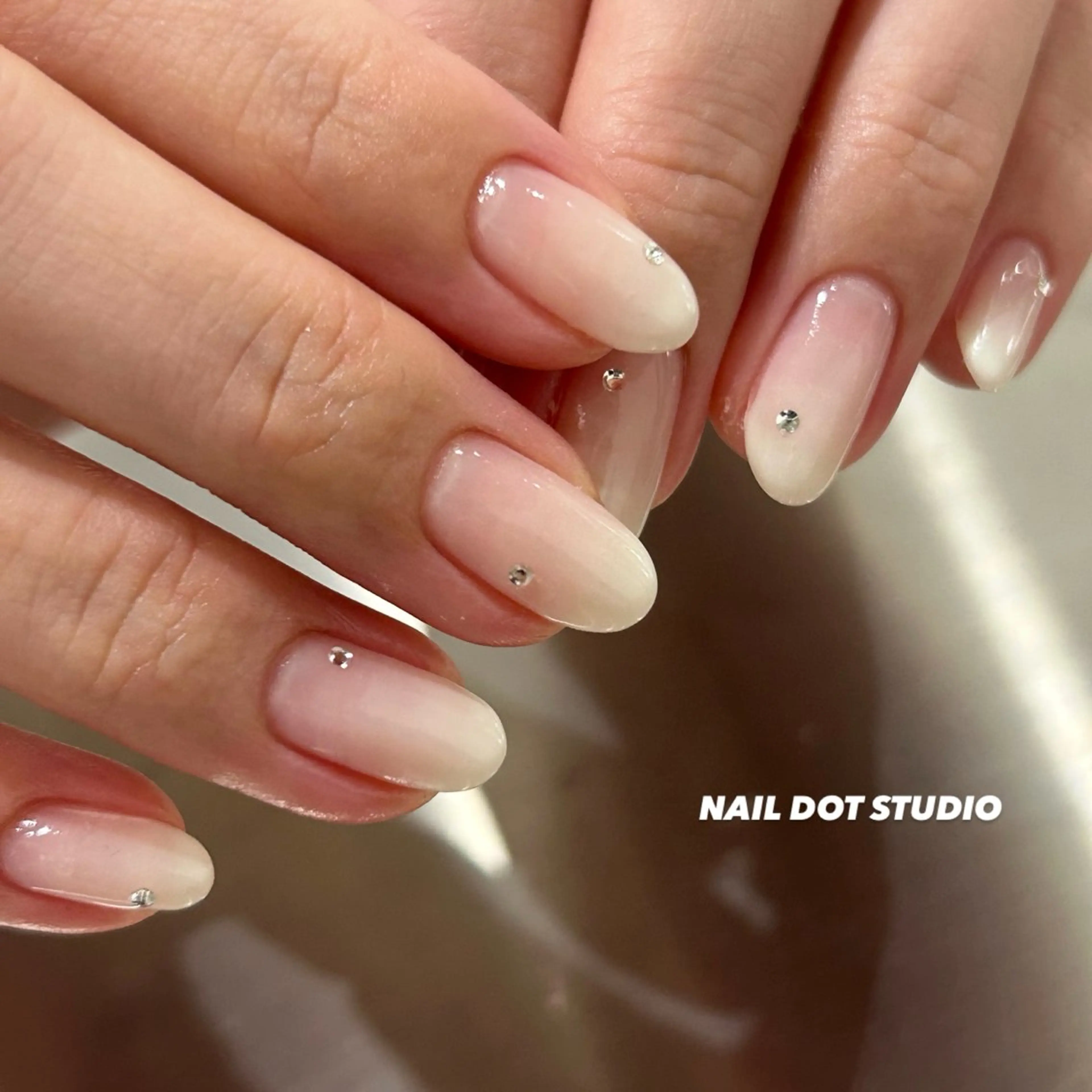ネイル NAIL DOT STUDIO堺筋本町のネイルデザイン