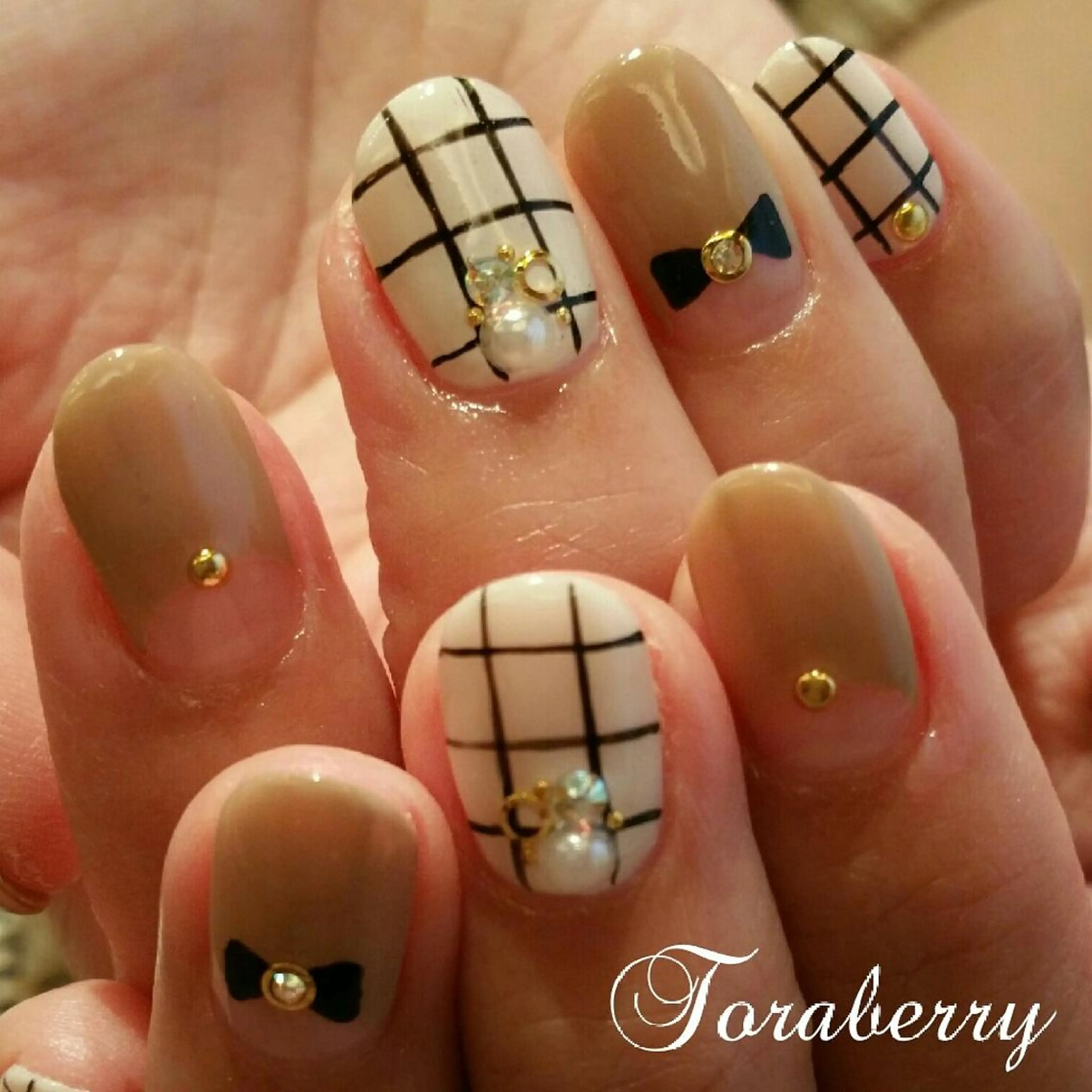 ネイル 持ち込み ネイリスト なつみのネイルデザイン