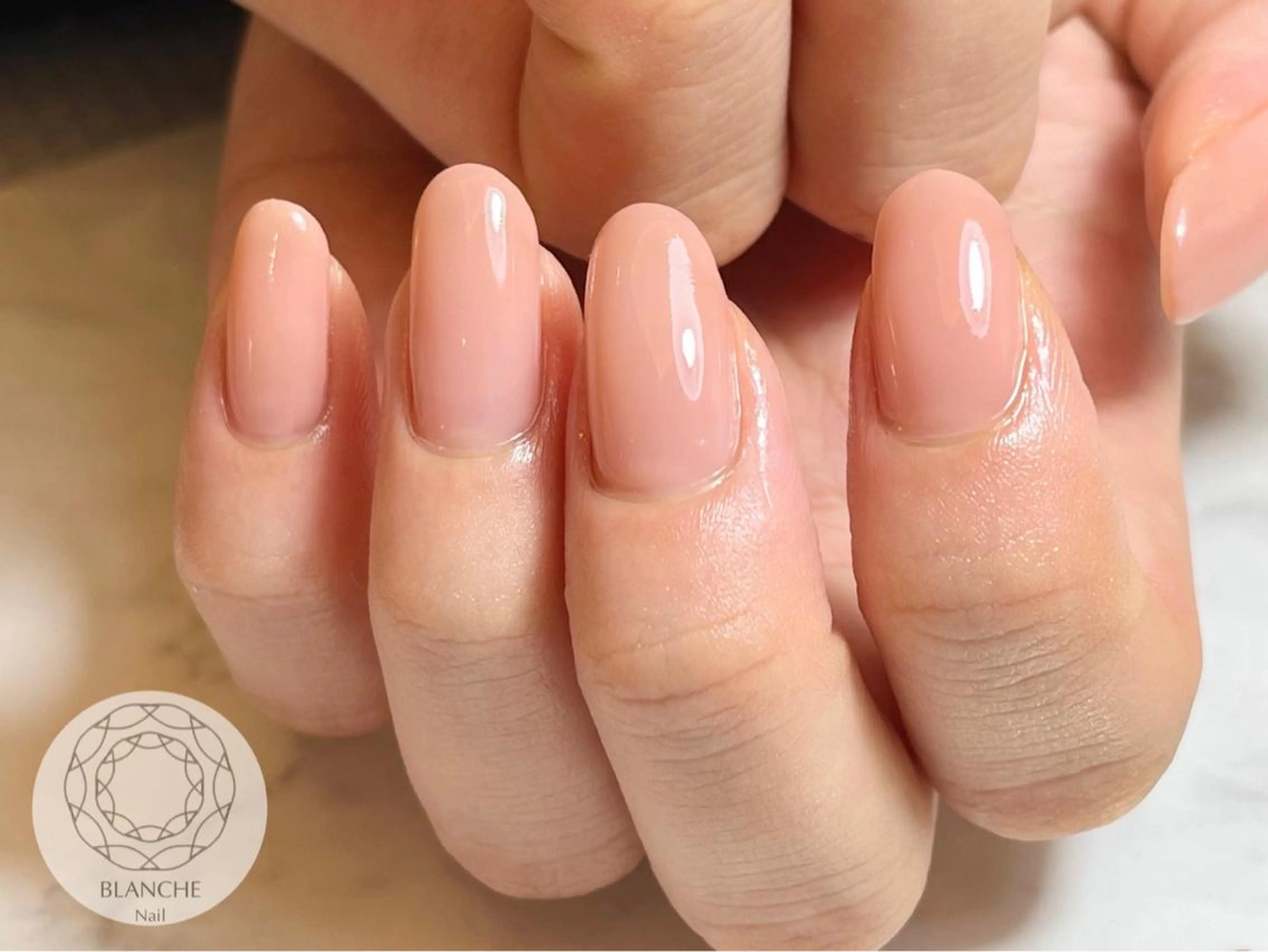 ネイル BLANCHE Nailのネイルデザイン