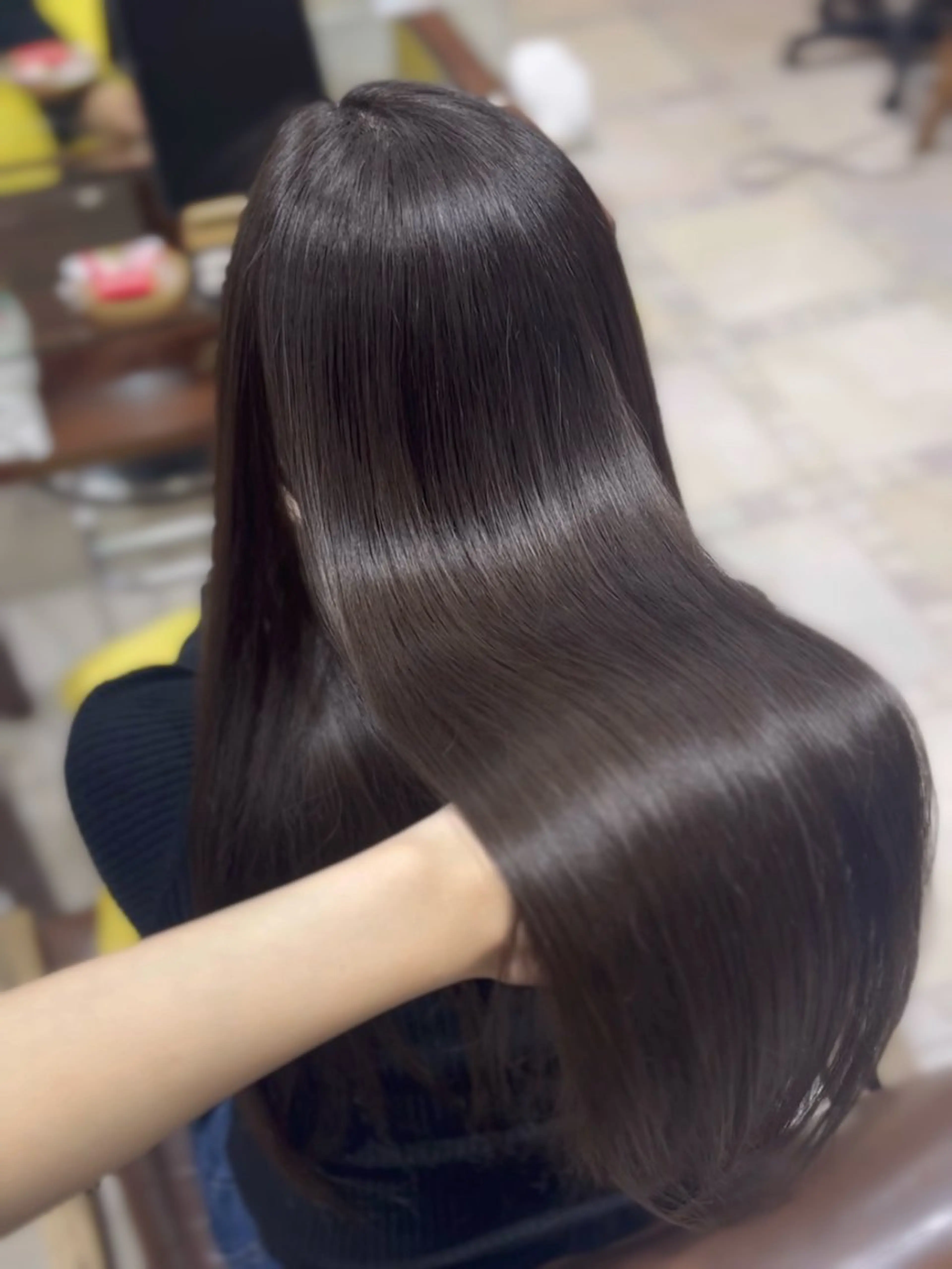 ロング カット ヘアカラー トリートメント 透明感カラー／ 艶感カラー／RAMUのヘアスタイル