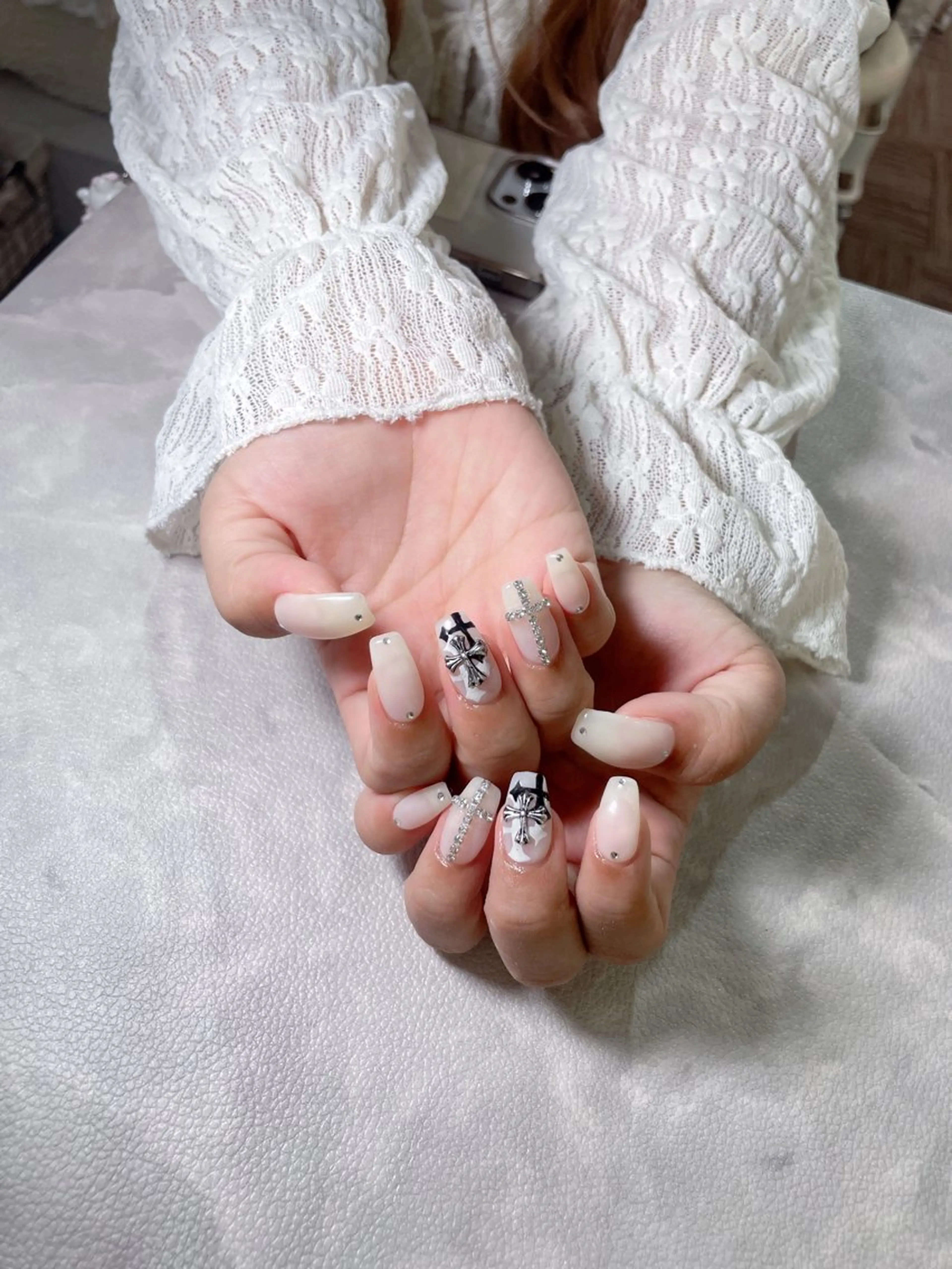 ネイル フットネイル フレンチネイル ジェルネイル ガーリー グラデーション D.d Nail Moeのネイルデザイン