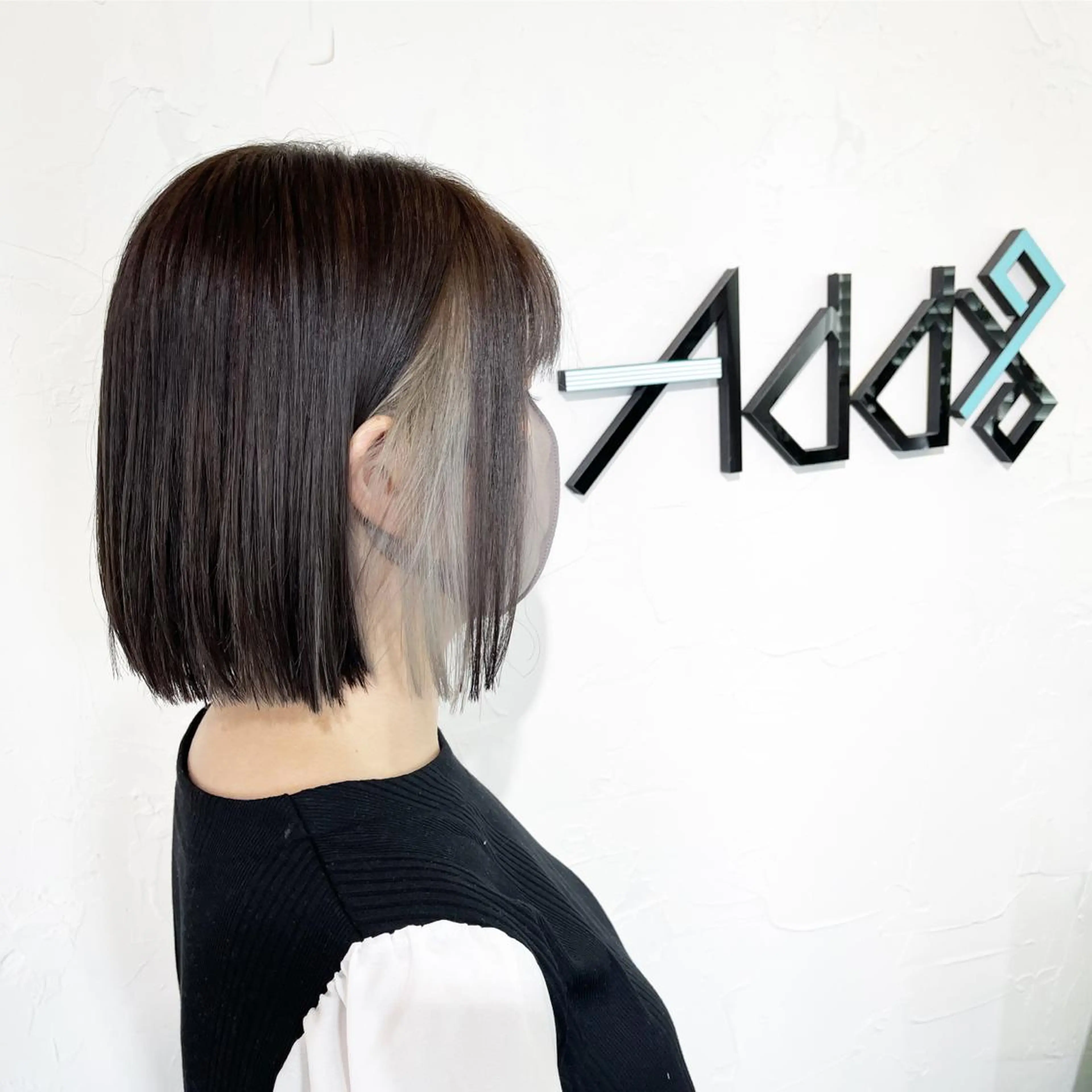 ショート カラー パーマ ヘアアレンジ アッシュ グレージュ インナーカラー シルバー シルバーアッシュ ヘアカラー トリートメント Add9 柳田健登のヘアスタイル