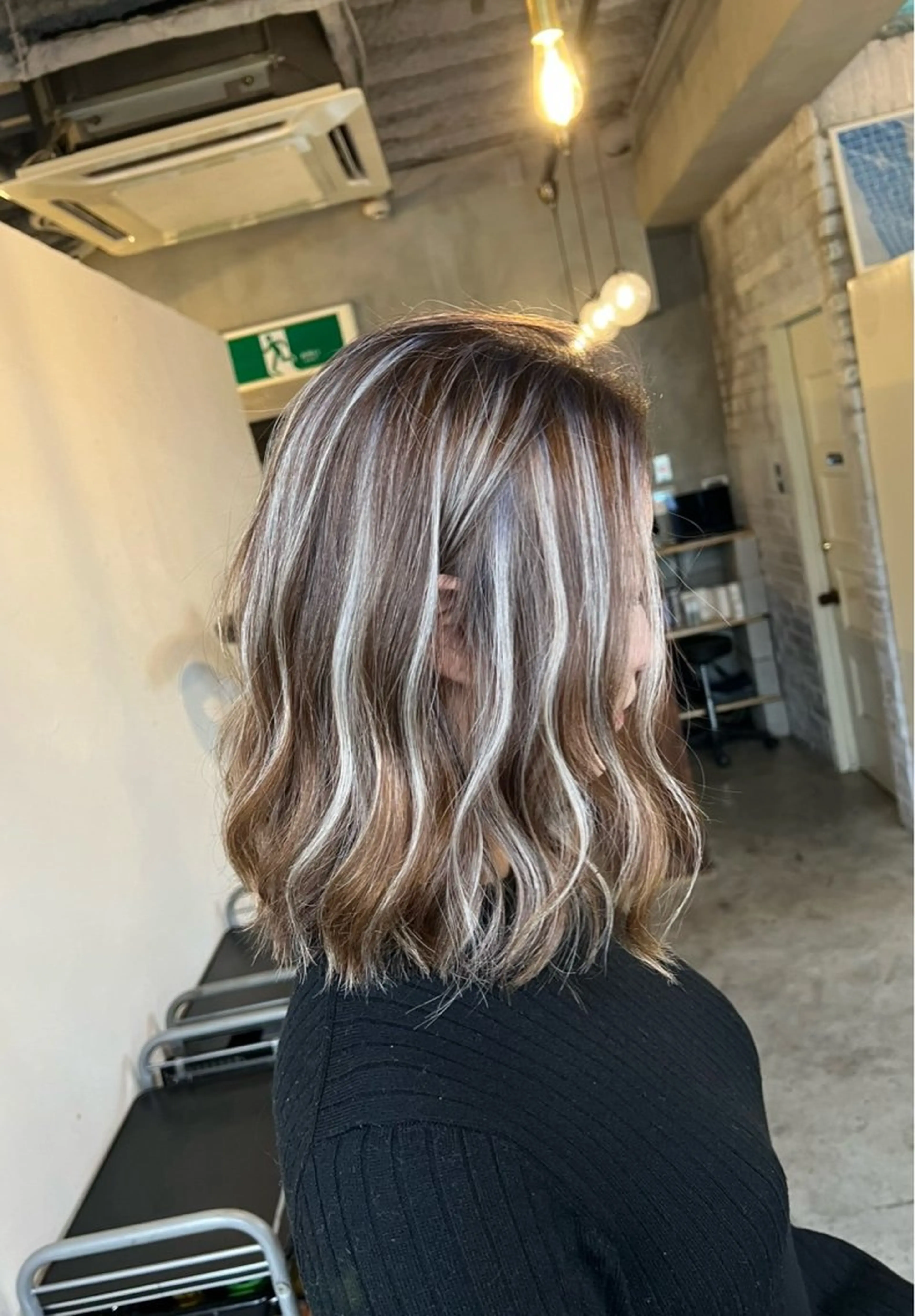 ショート カラー ベージュカラー ハイライトカラー ハイライト カット ヘアカラー トリートメント 指名数No.1 /NAOYAのヘアスタイル