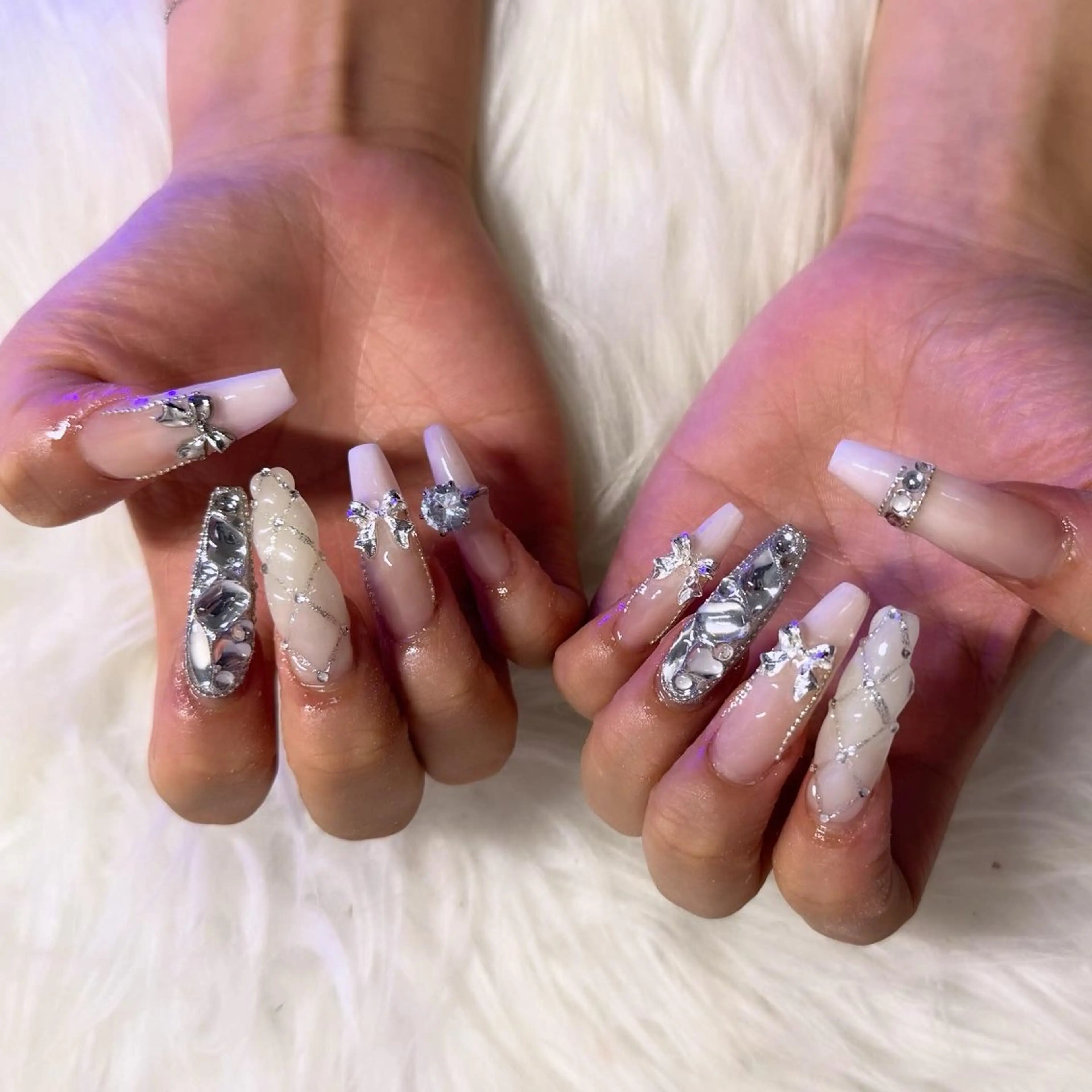 ロング ハンドネイル mao .のネイルデザイン