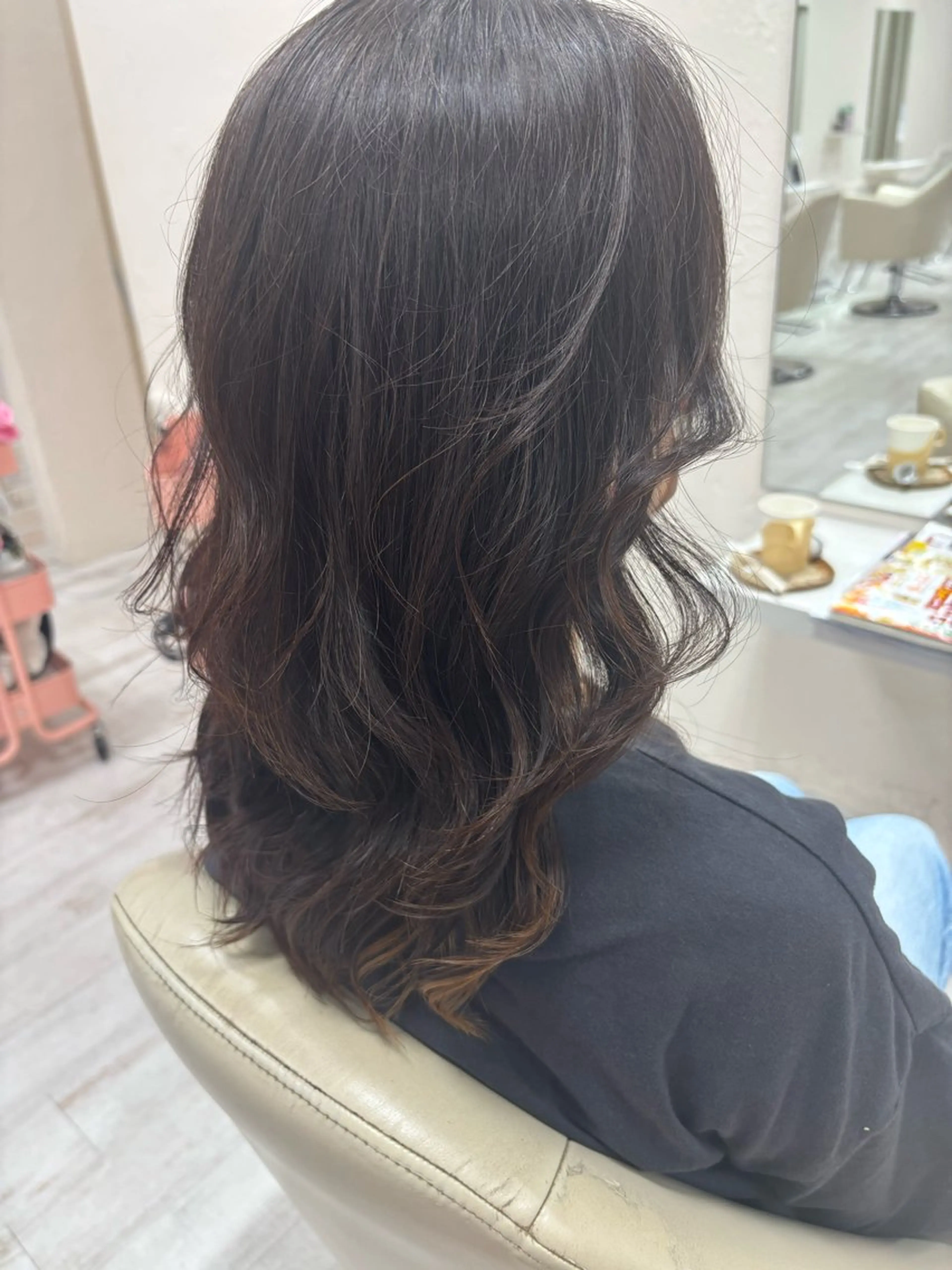 ミディアム パーマ 西田 敏幸のヘアスタイル