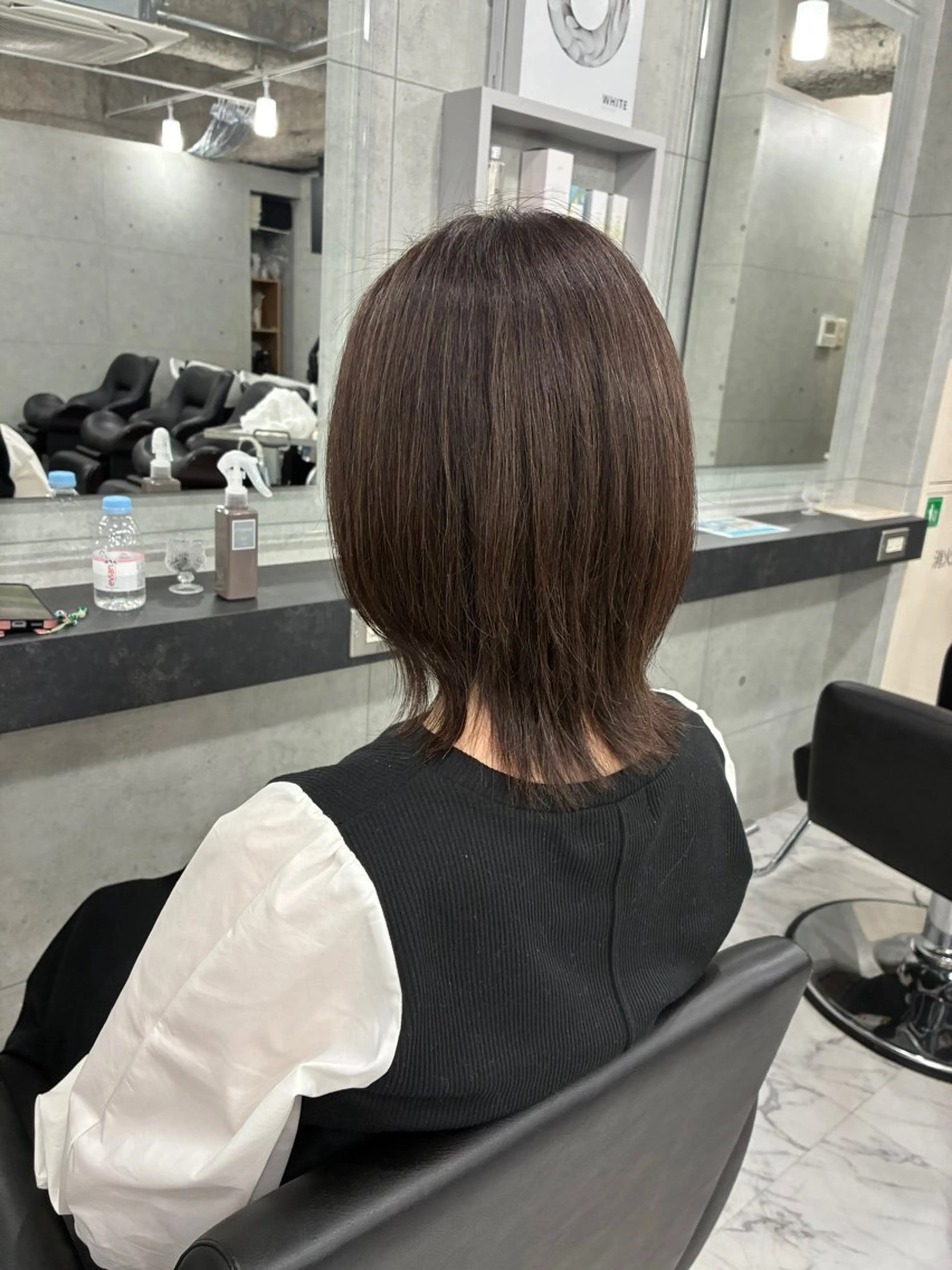 ミディアム くびれヘア 外ハネヘア カット ヘアカラー Endearing 北澤那未🌟銀座のヘアスタイル