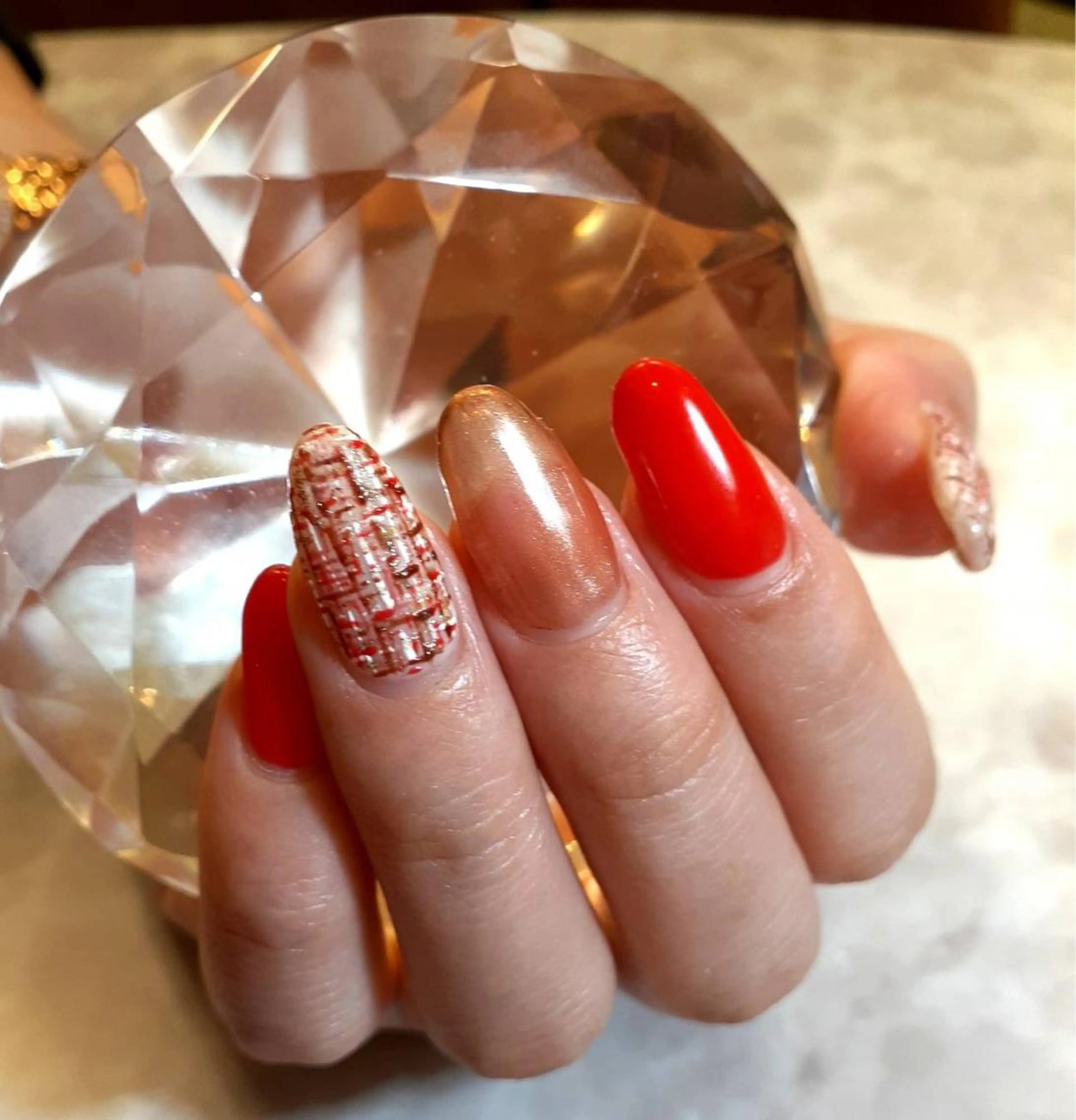ミディアム ネイル Liora所属・nail mnのネイルデザイン