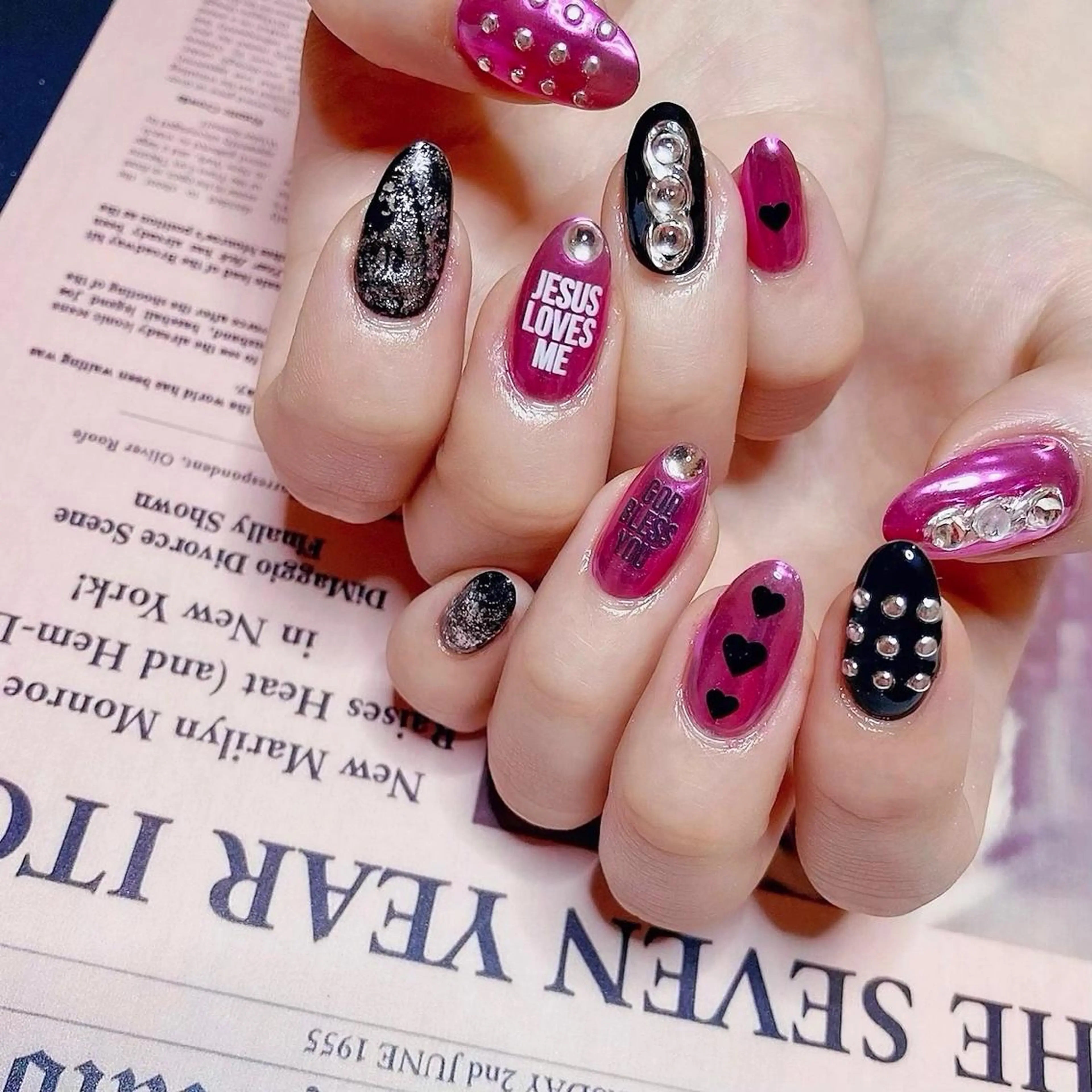 ネイル ハンドネイル NOI ROUGEのネイルデザイン