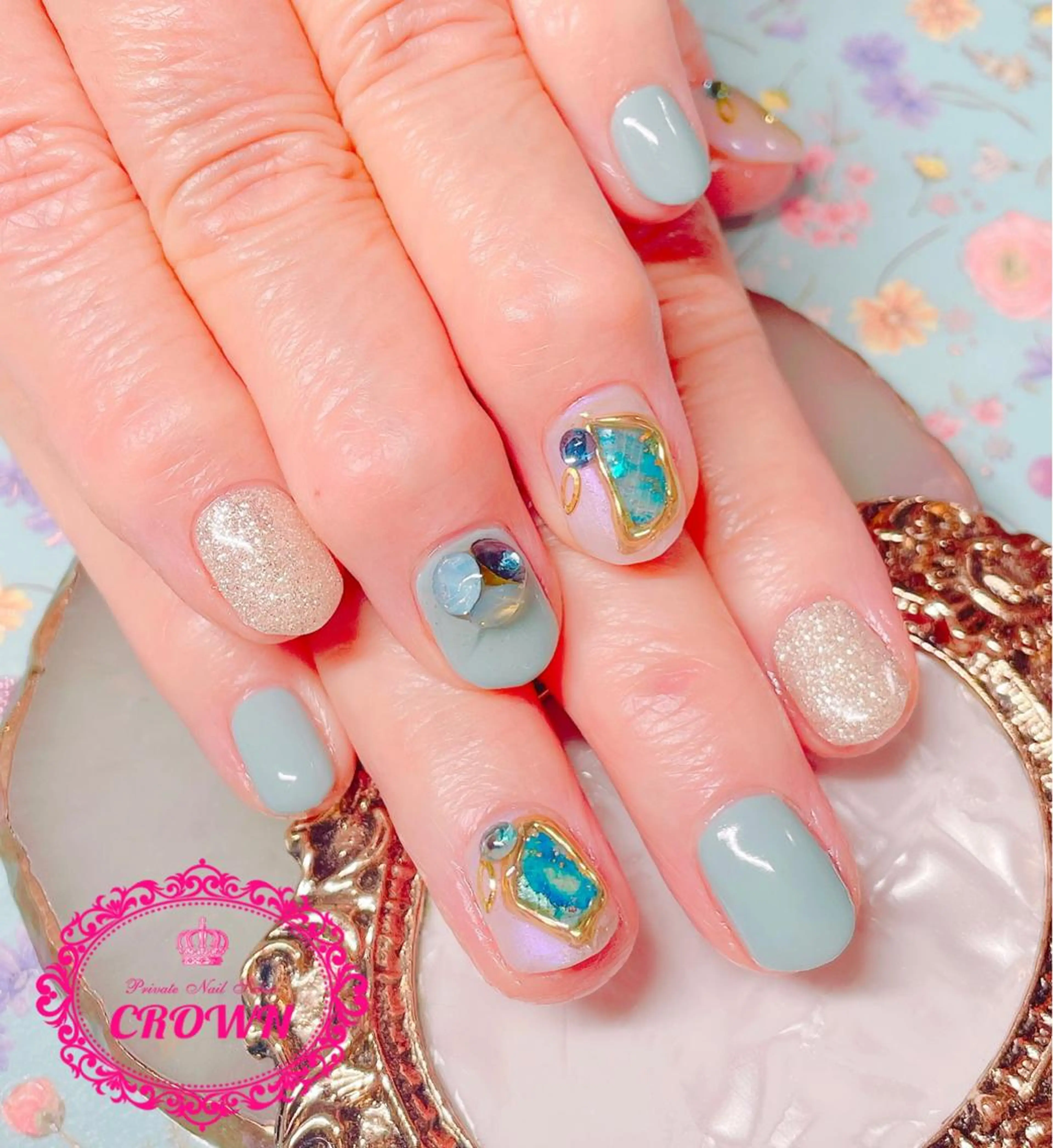 ネイル CROWN プライベートサロンのネイルデザイン