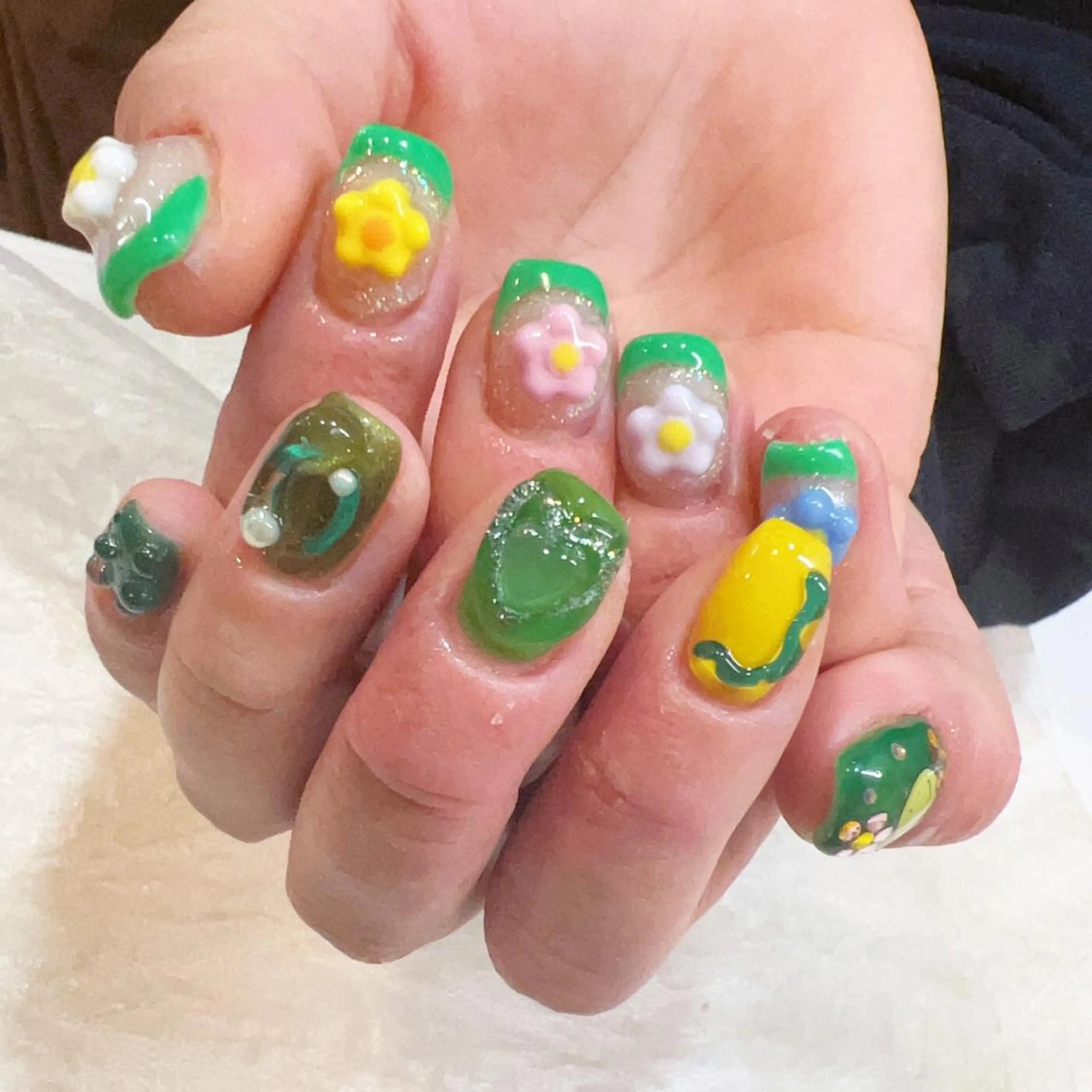 ネイル 春ネイル nailist yuiのネイルデザイン