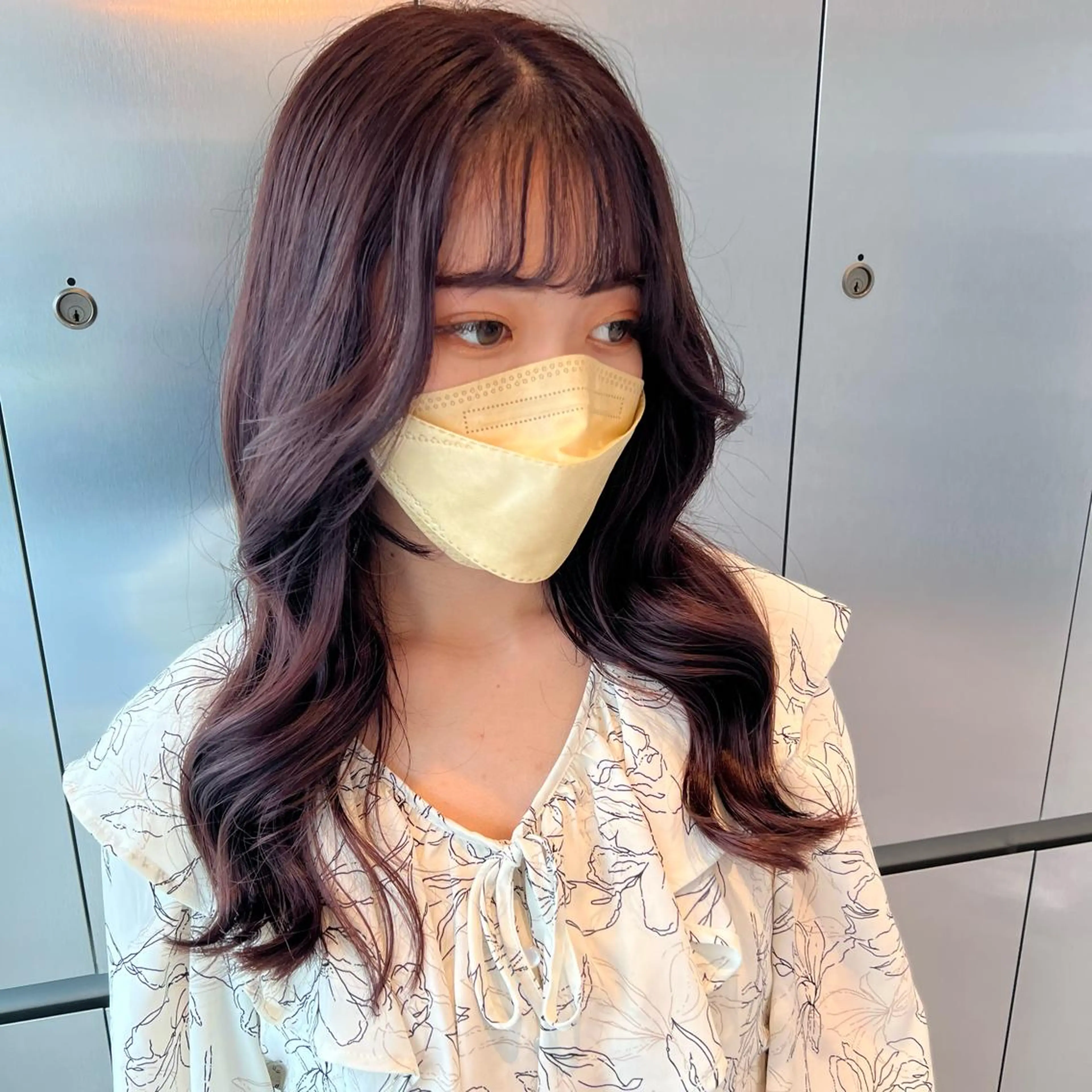 セミロング ヨシンモリ カット ヘアカラー 🫧髪質改善•艶カラ ー特化🫧谷奥甲太のヘアスタイル