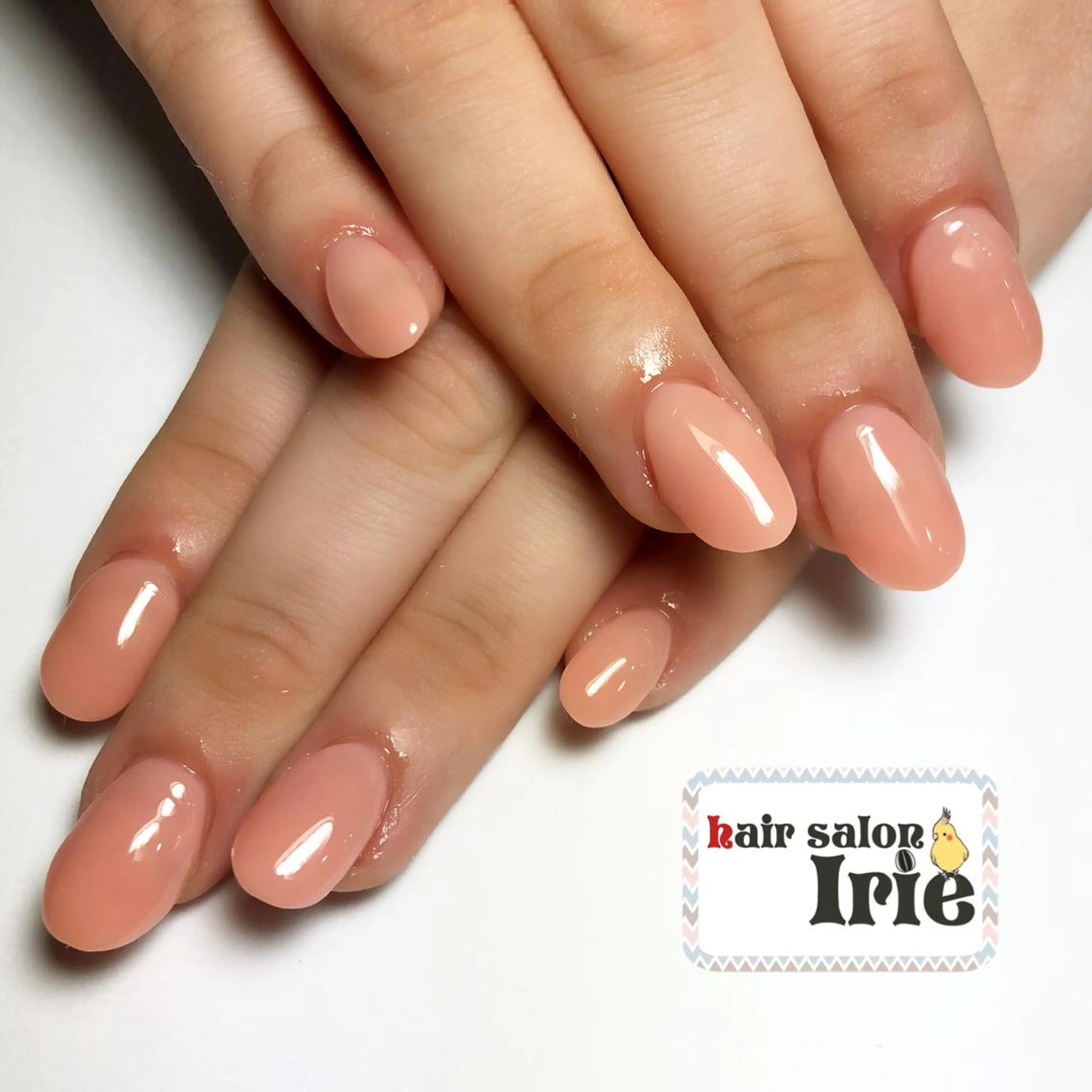 ネイル 長さ出し ジェルネイル 與儀 知佳のネイルデザイン