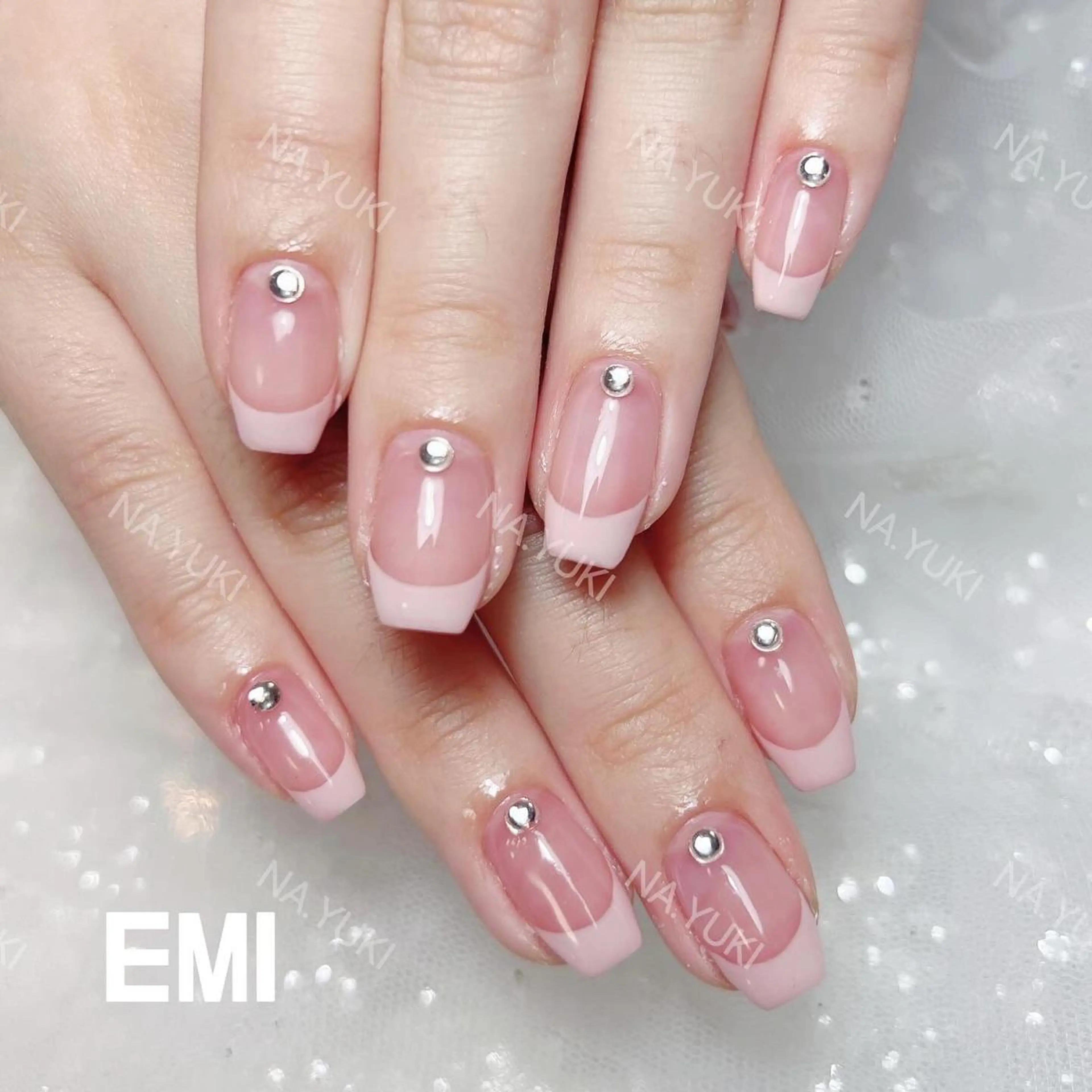 ネイル ストーンネイル ハンドネイル ハンドケア YUKI 💗 渋谷店のネイルデザイン