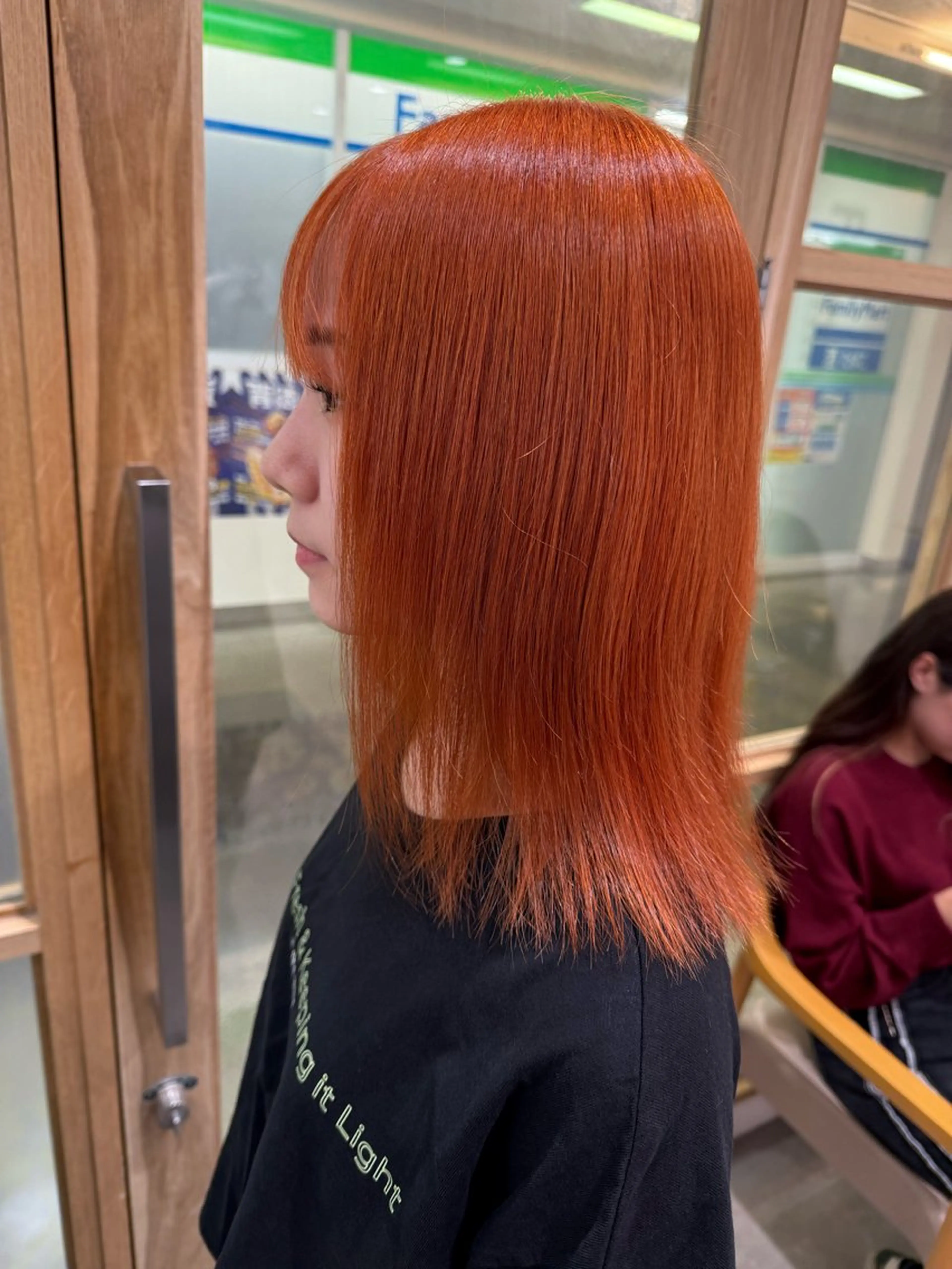 ミディアム ヘアカラー 松平 拓巳のヘアスタイル