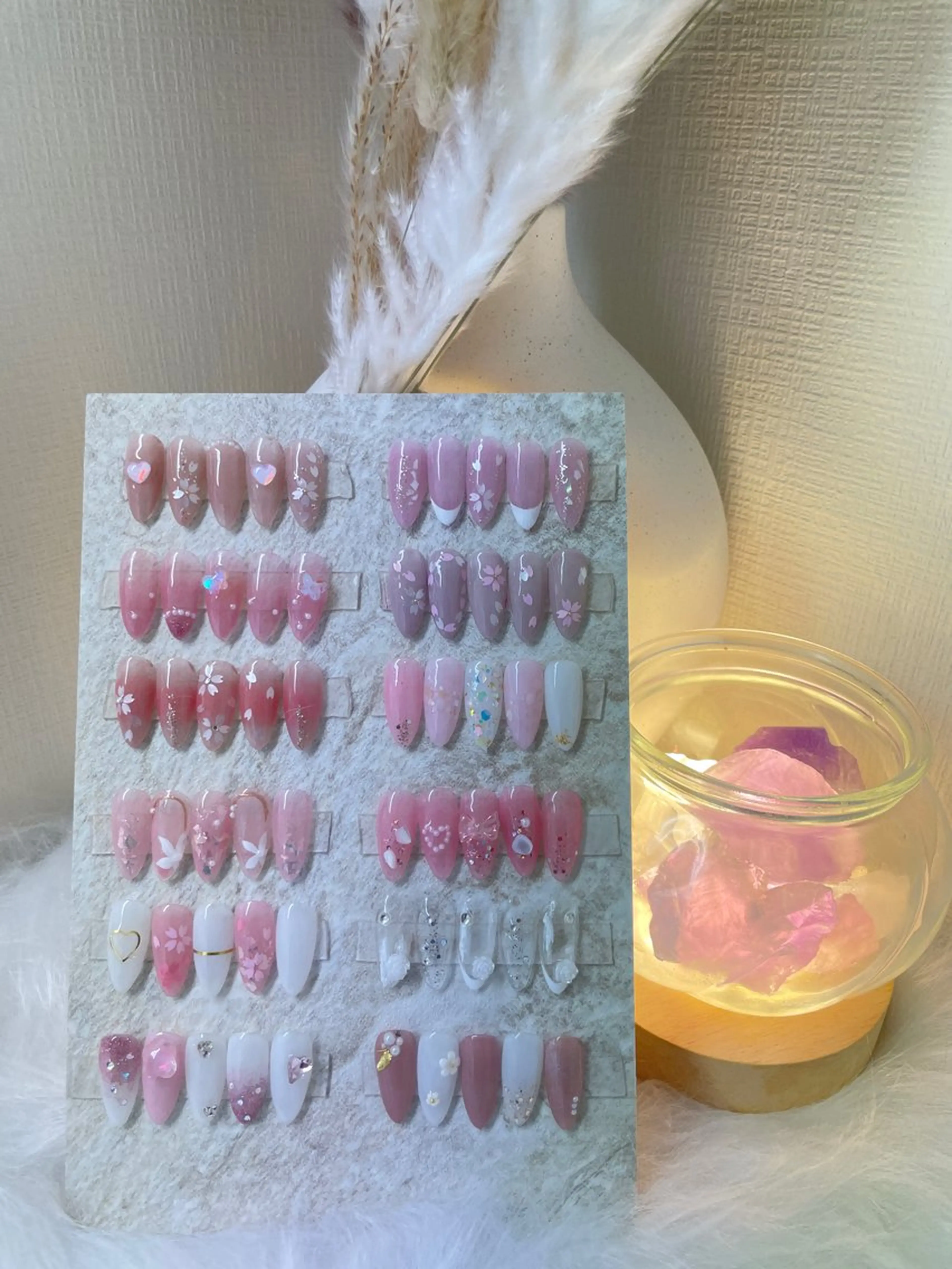 ネイル ハンドネイル AngelChris ビューティーサロンのネイルデザイン