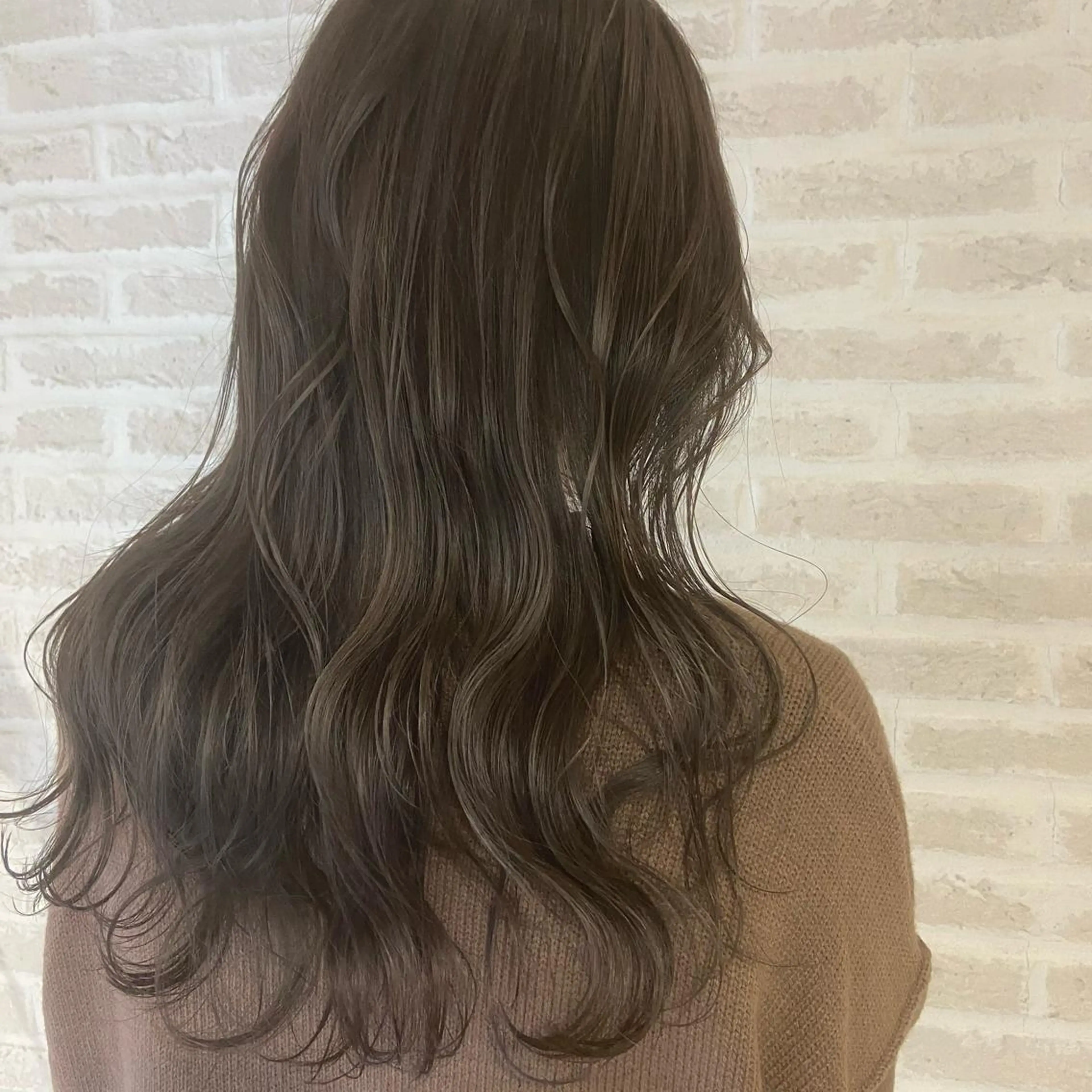 ロング カラー ヘアアレンジ 透明感カラー ハイライトカラー ハイライト 北岡 慶子 大宮駅西口徒歩3分のヘアスタイル