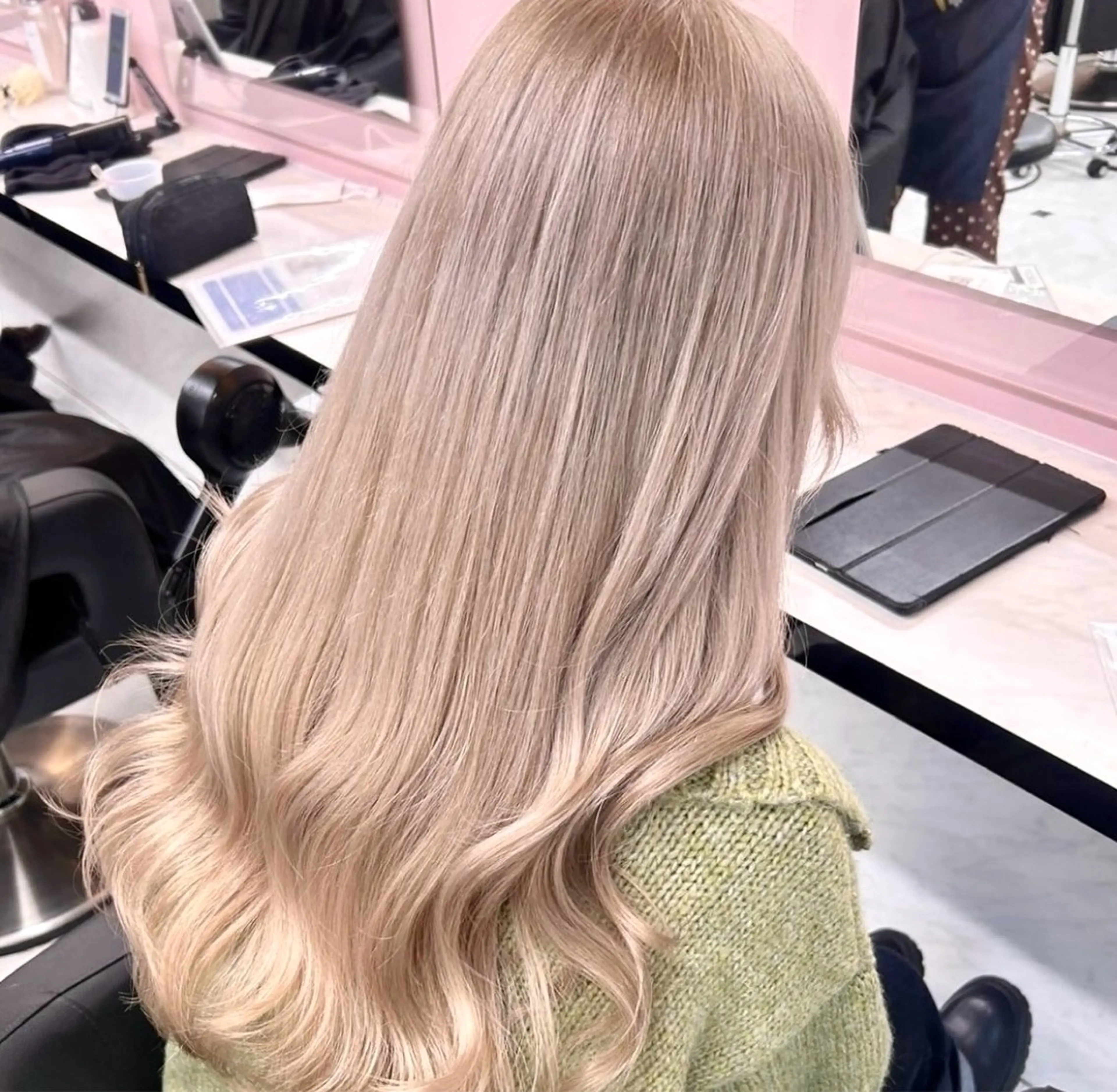 ロング 🏹‪‪girlyト レンド‪モテヘア🏹のヘアスタイル