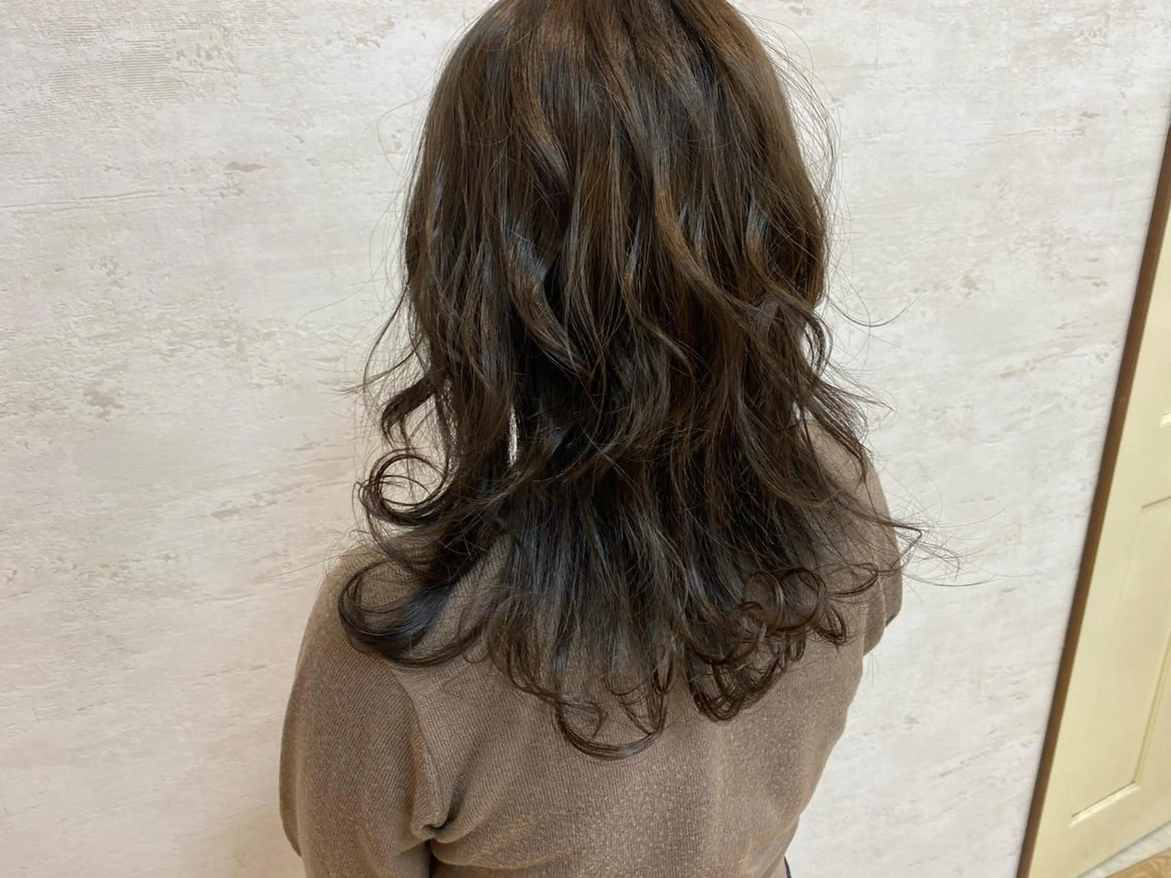 ロング カラー ALLY/ あゆみのヘアスタイル