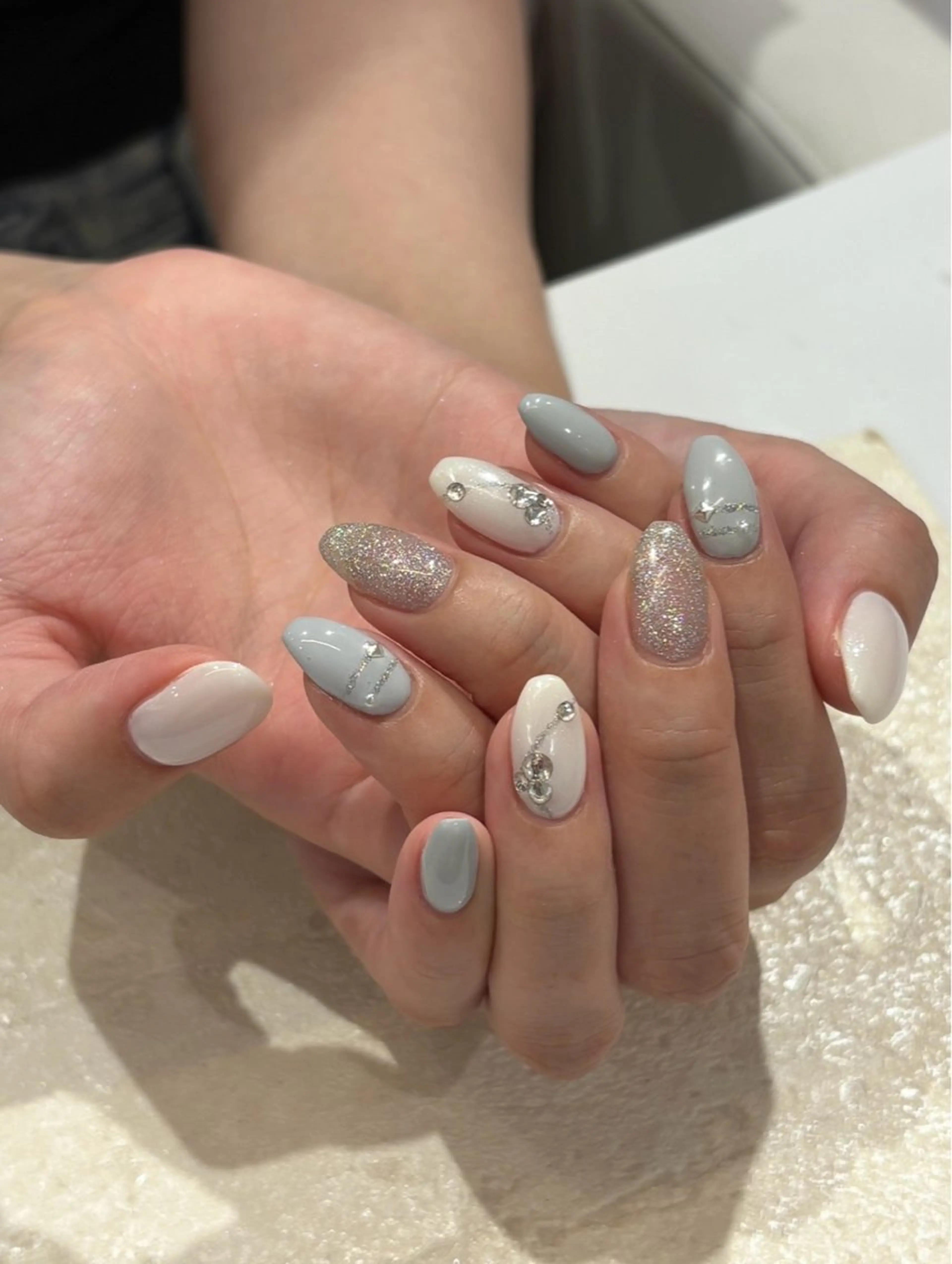 ネイル ハンドネイル Lani🌈 MIIのネイルデザイン