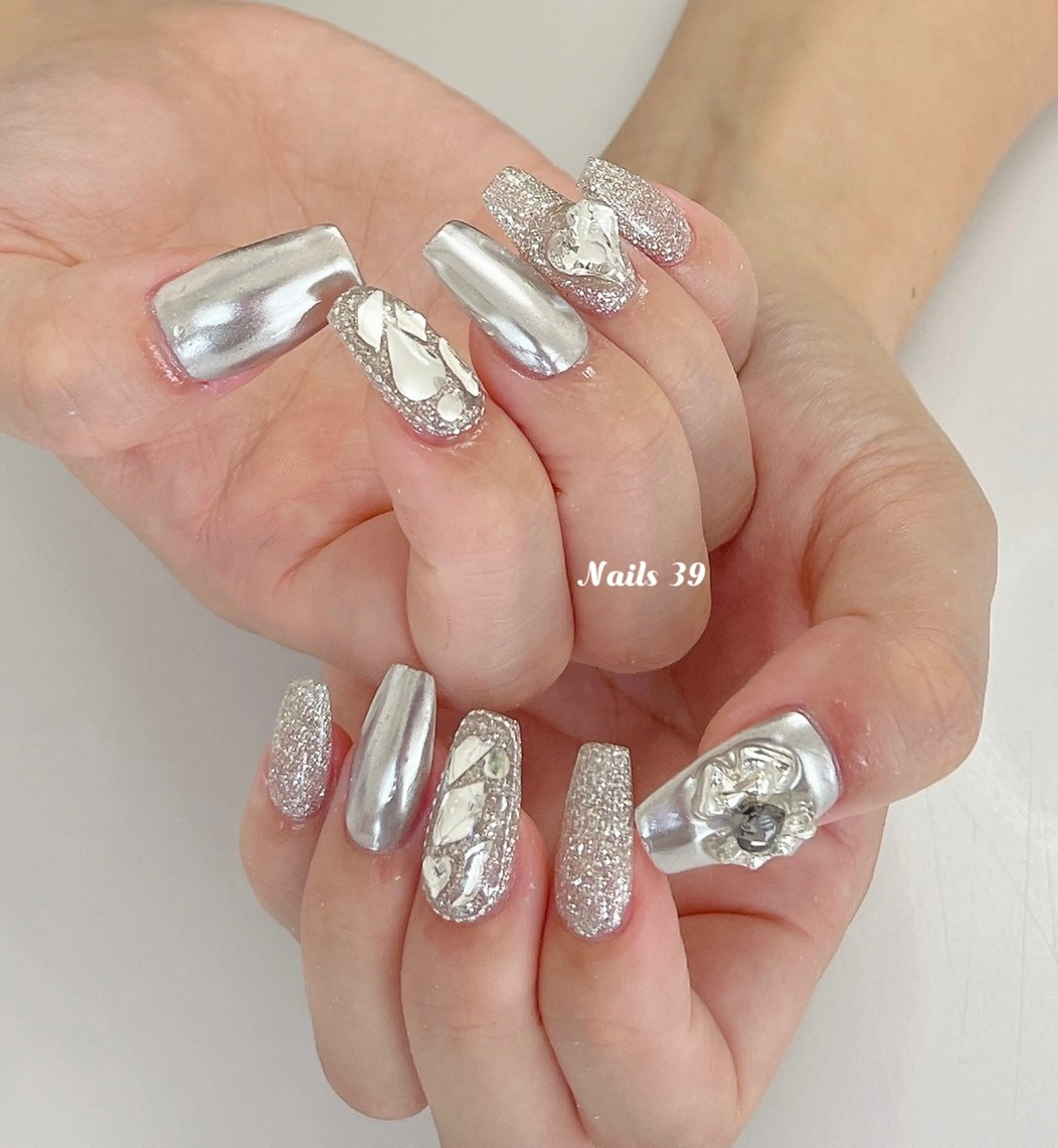ネイル Nails 39のネイルデザイン