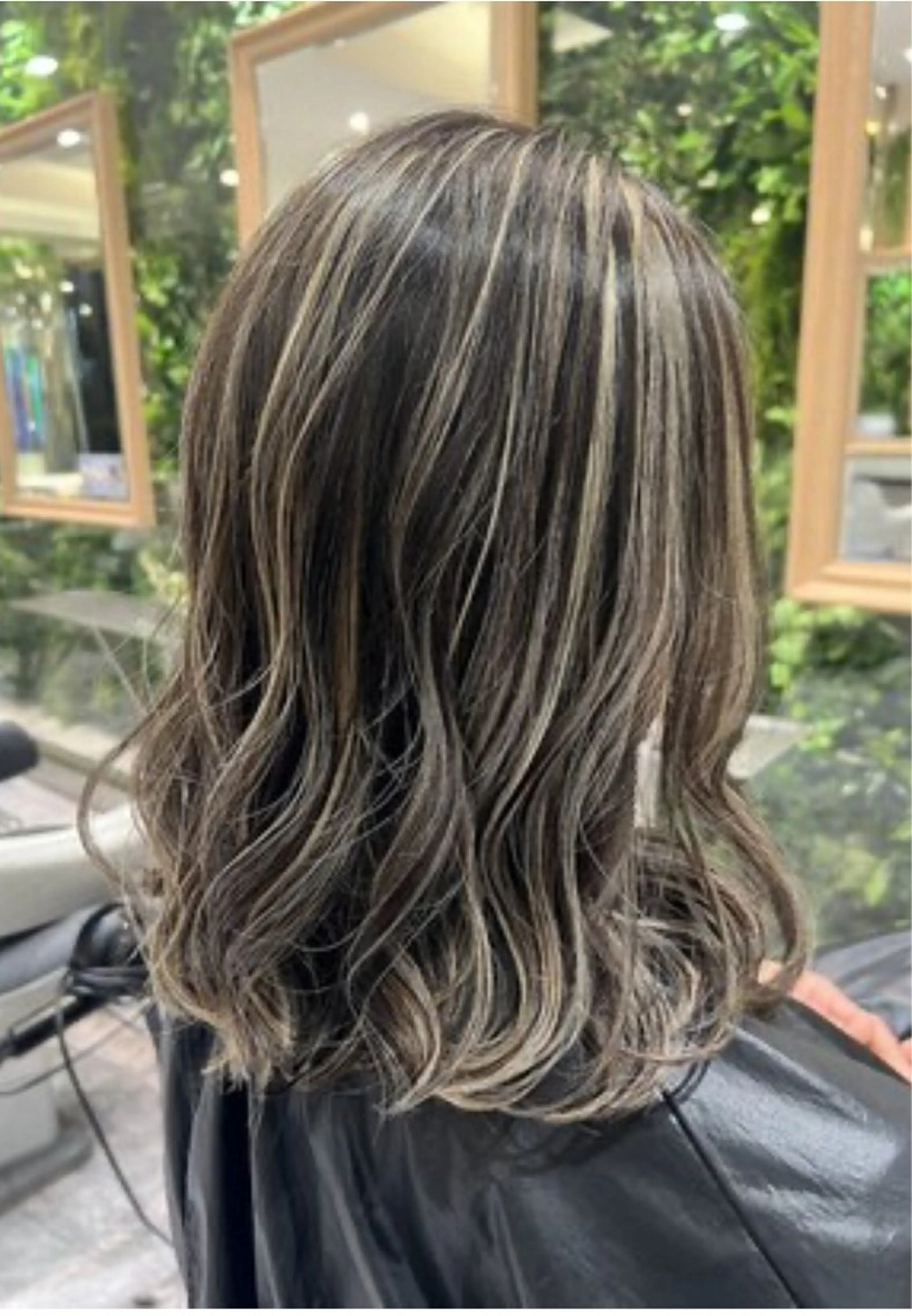 カラー EARTH富山婦中店 2026新卒20万〜のヘアスタイル