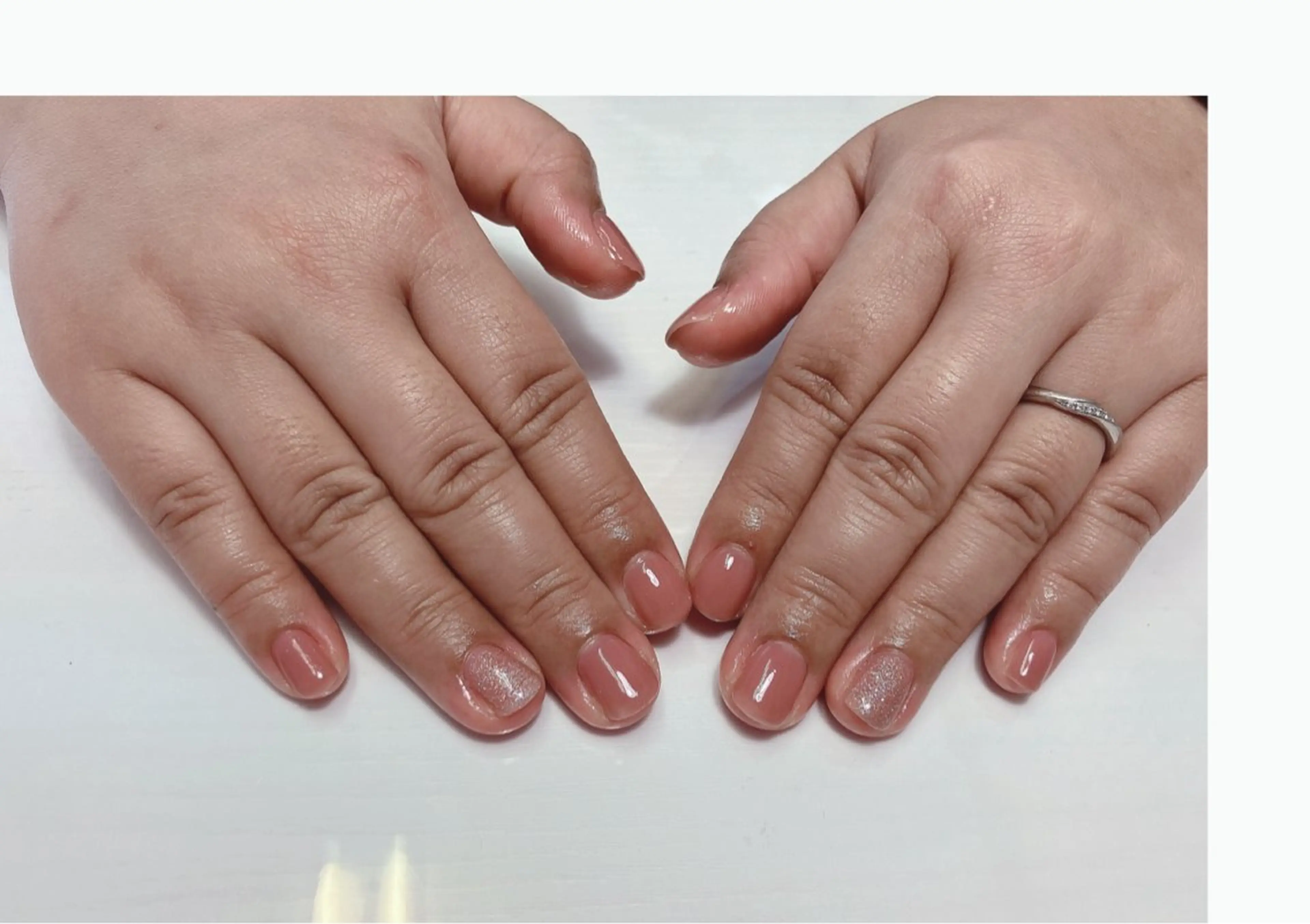 ネイル ラメ(グリッター) ピンク シンプルネイル nailsalon nana♡のネイルデザイン